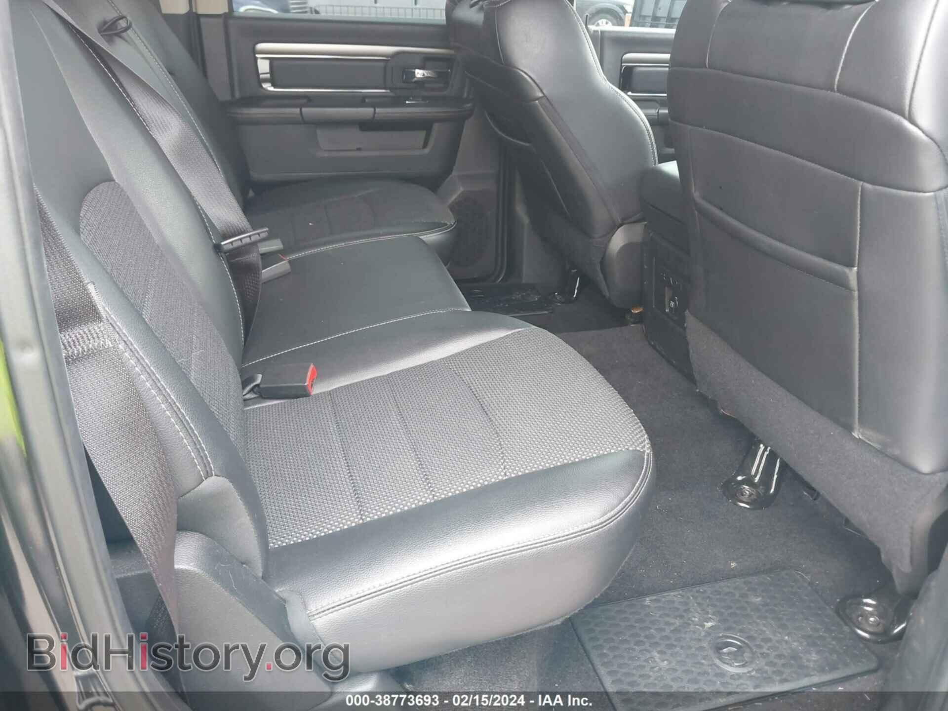 2018 RAM 1500 - VIN: 1C6RR6MT2JS112736 - Фото 8