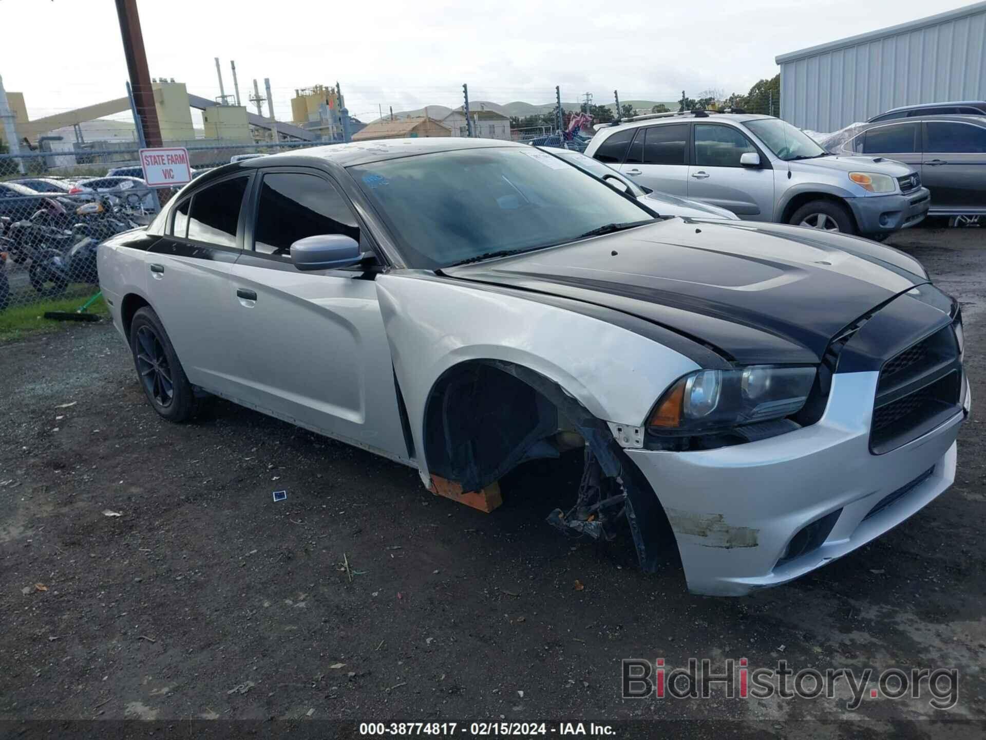 Photo 2C3CDXAT0EH207353 - DODGE CHARGER 2014