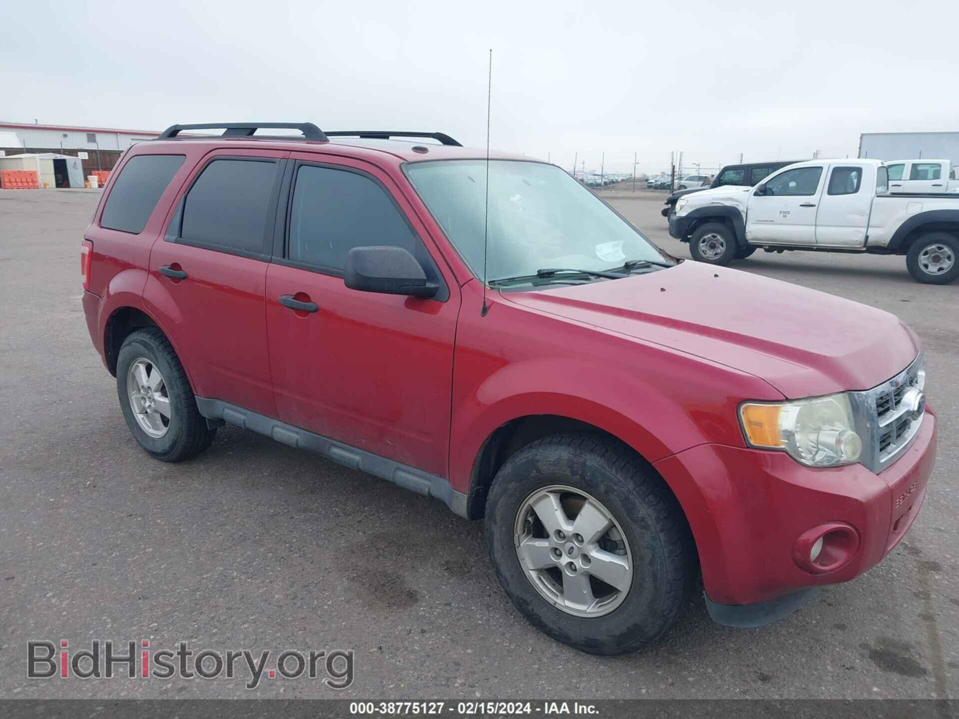 Фотография 1FMCU0D75BKC41693 - FORD ESCAPE 2011