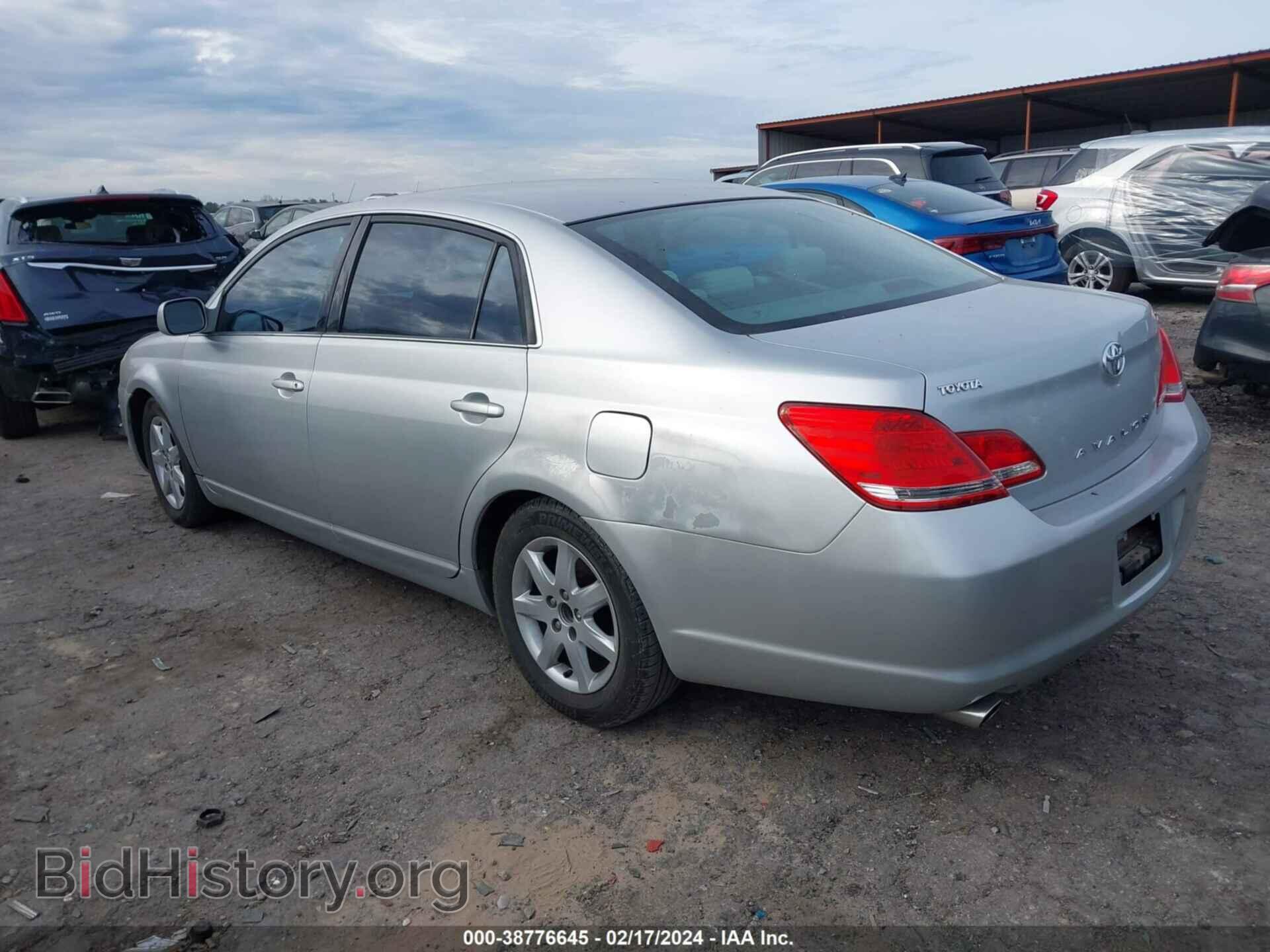 2007 TOYOTA AVALON - VIN: 4T1BK36B17U217469 - Фото 3