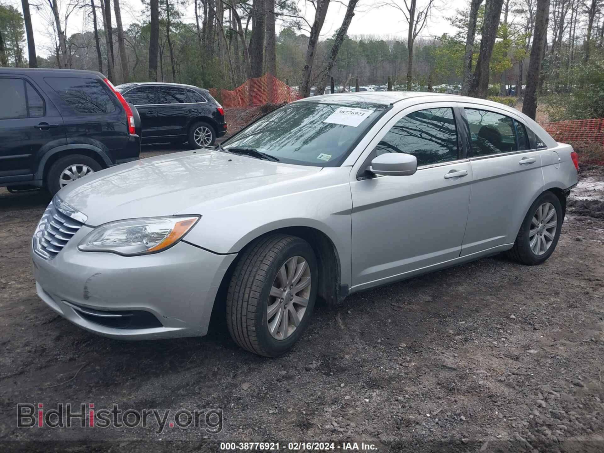 2012 CHRYSLER 200 - VIN: 1C3CCBBB5CN100217 - Photo 2