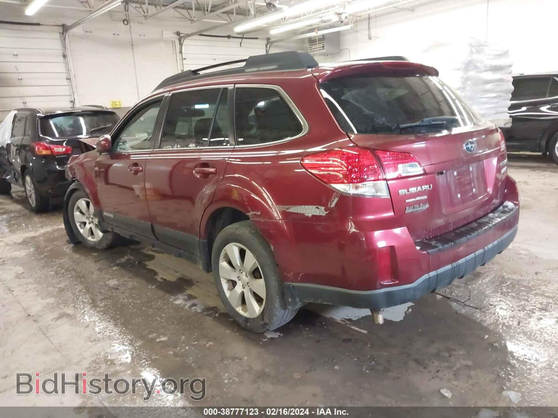 2011 SUBARU OUTBACK - VIN: 4S4BRBGC2B3444262 - Фото 3