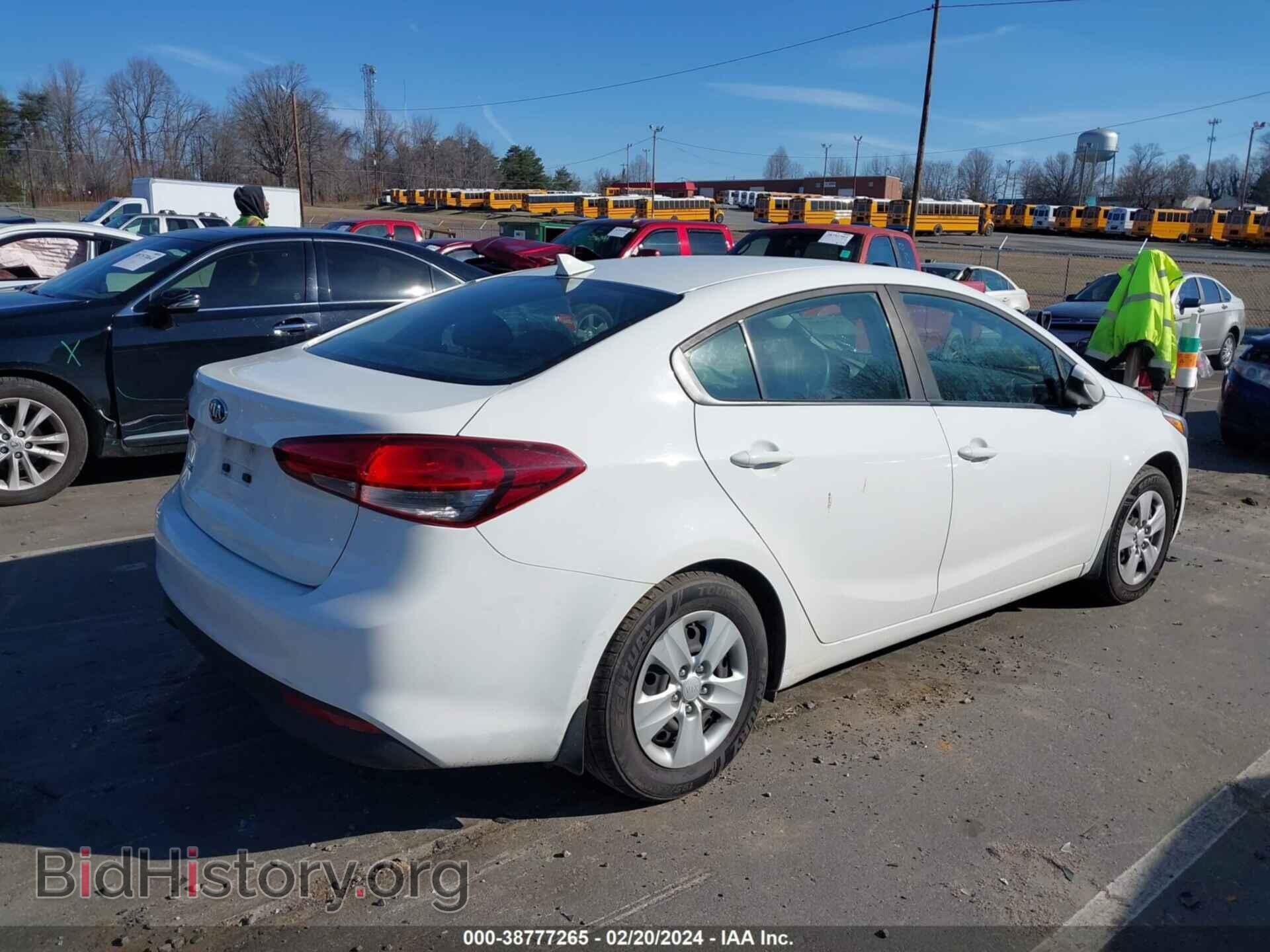 2017 KIA FORTE - VIN: 3KPFK4A76HE130276 - Фото 4