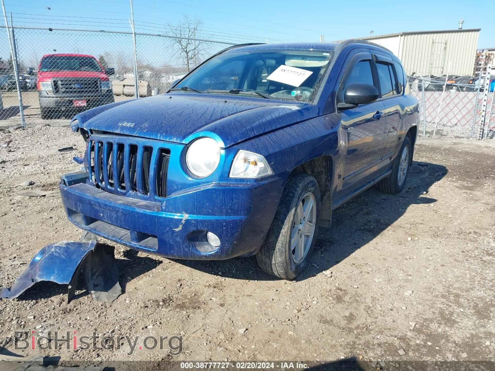 2010 JEEP COMPASS - VIN: 1J4NF4FB1AD523116 - Фото 2