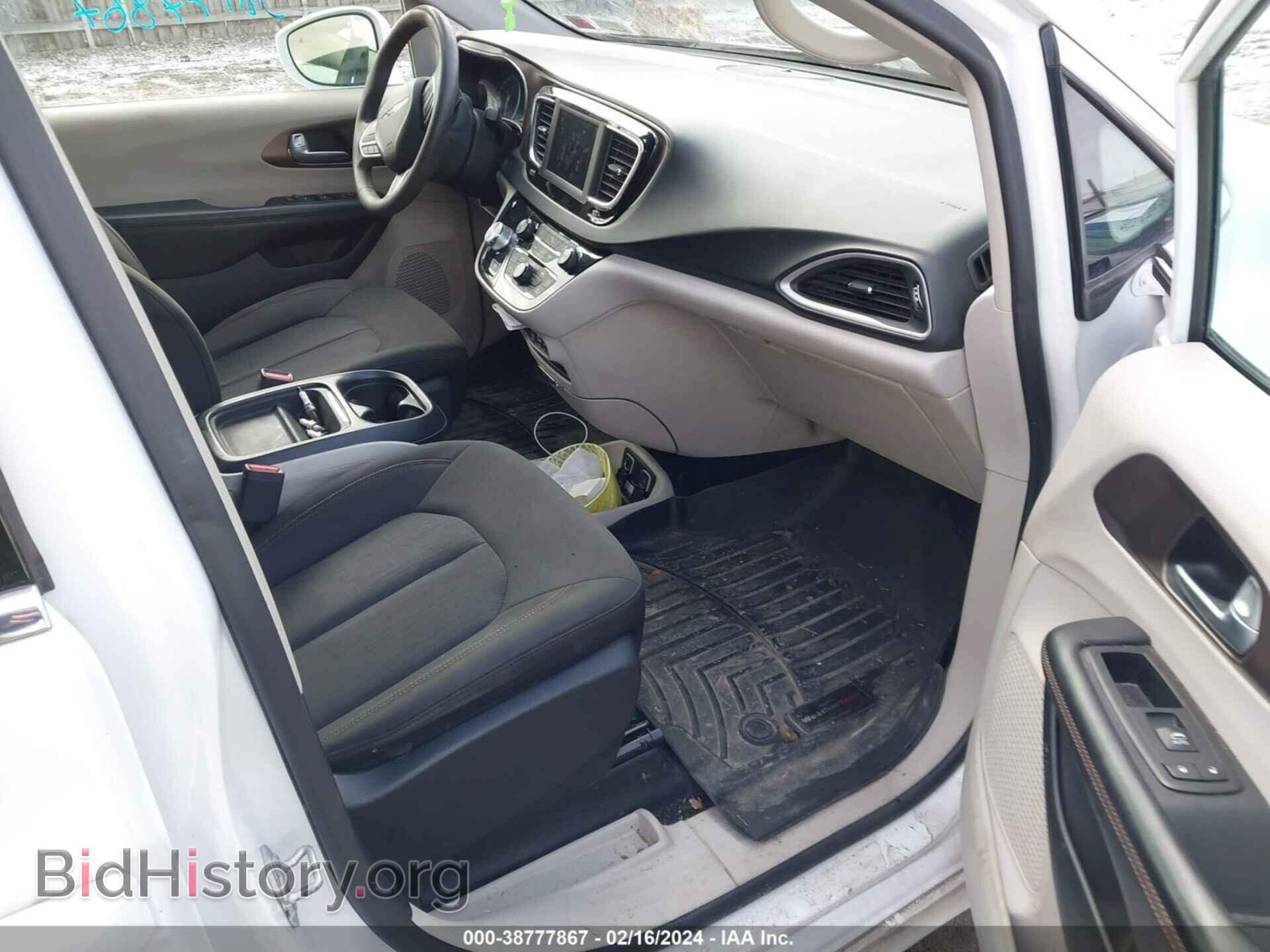 2018 CHRYSLER PACIFICA - VIN: 2C4RC1FG0JR111843 - Фото 5