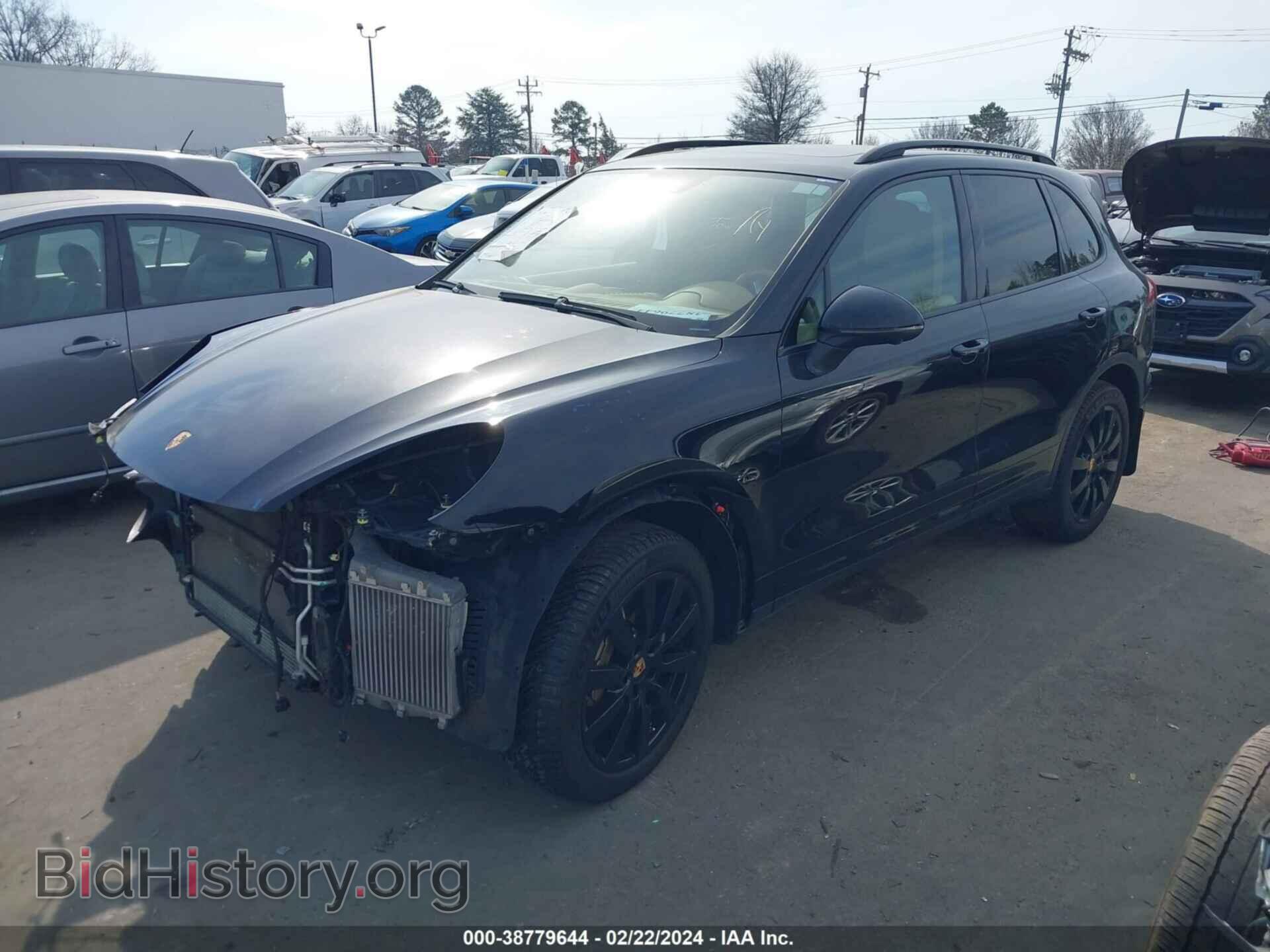 2016 PORSCHE CAYENNE - VIN: WP1AB2A20GLA93636 - Фото 2