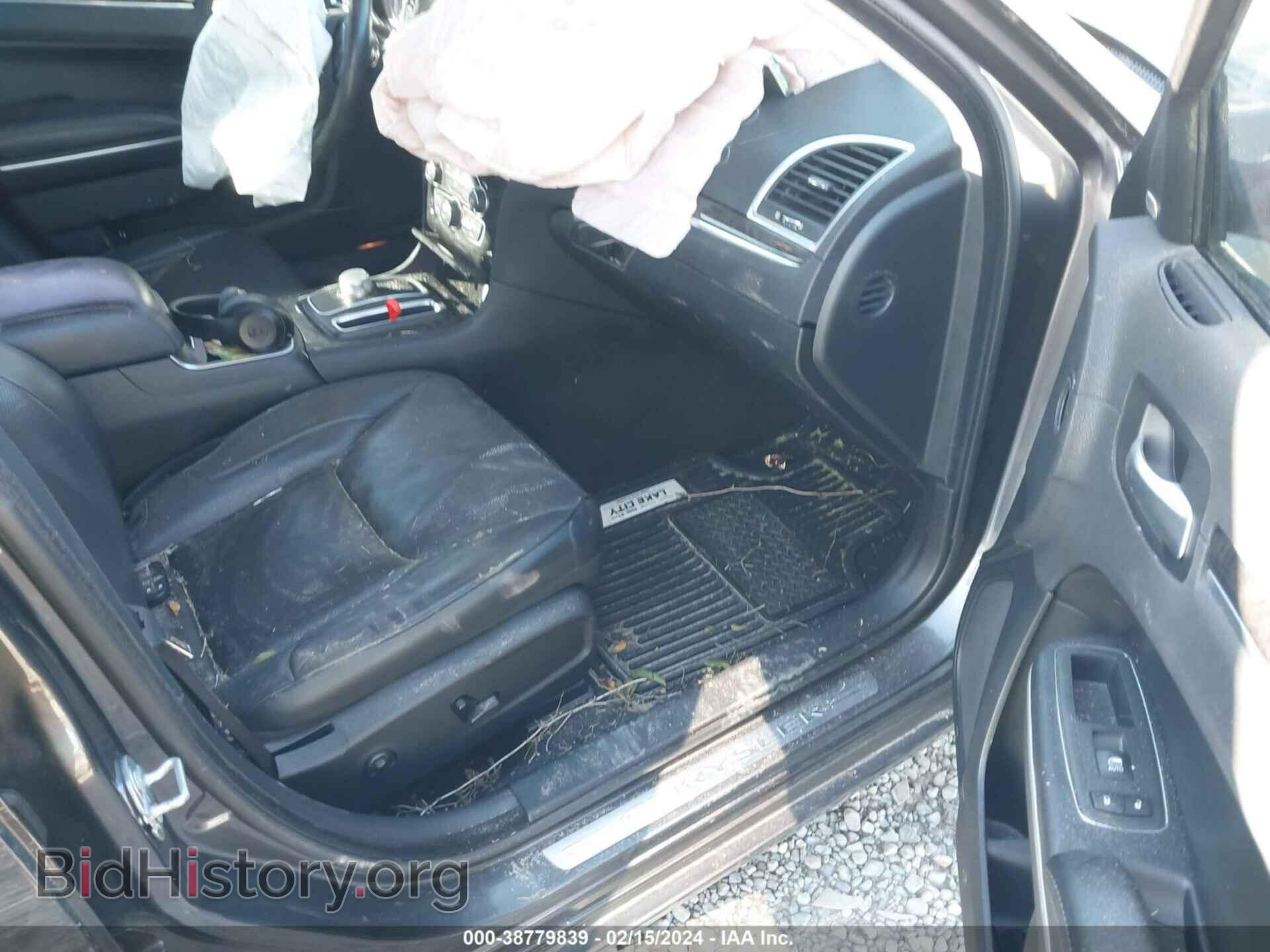 2019 CHRYSLER 300 - VIN: 2C3CCAEG6KH698181 - Фото 5