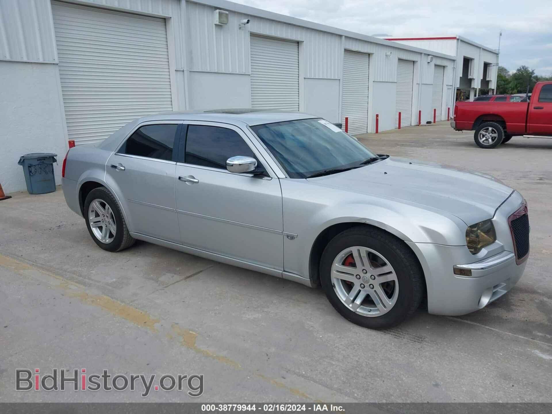 Photo 2C3KA63H06H319952 - CHRYSLER 300C 2006