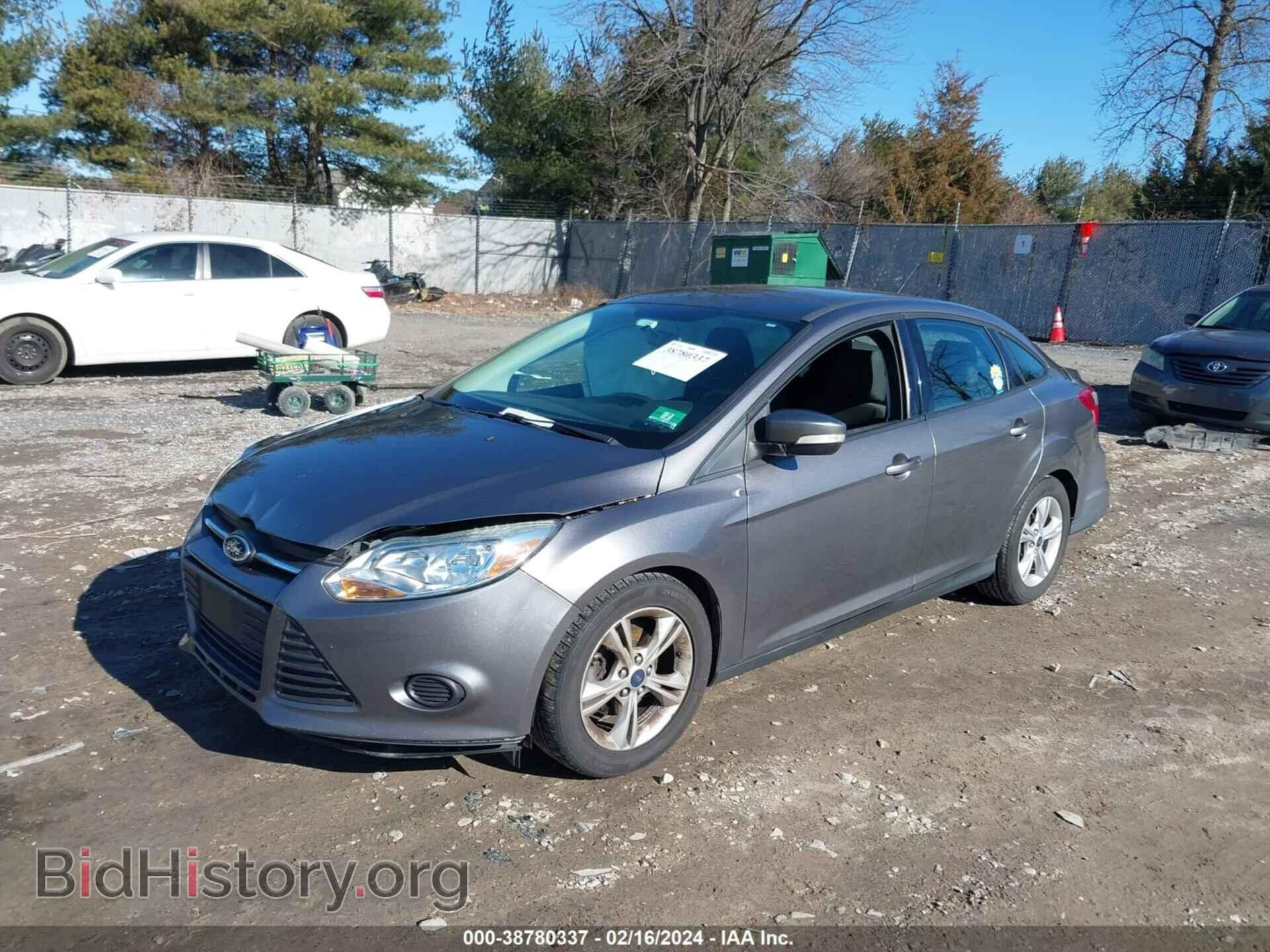 2014 FORD FOCUS - VIN: 1FADP3F2XEL352988 - Фото 2
