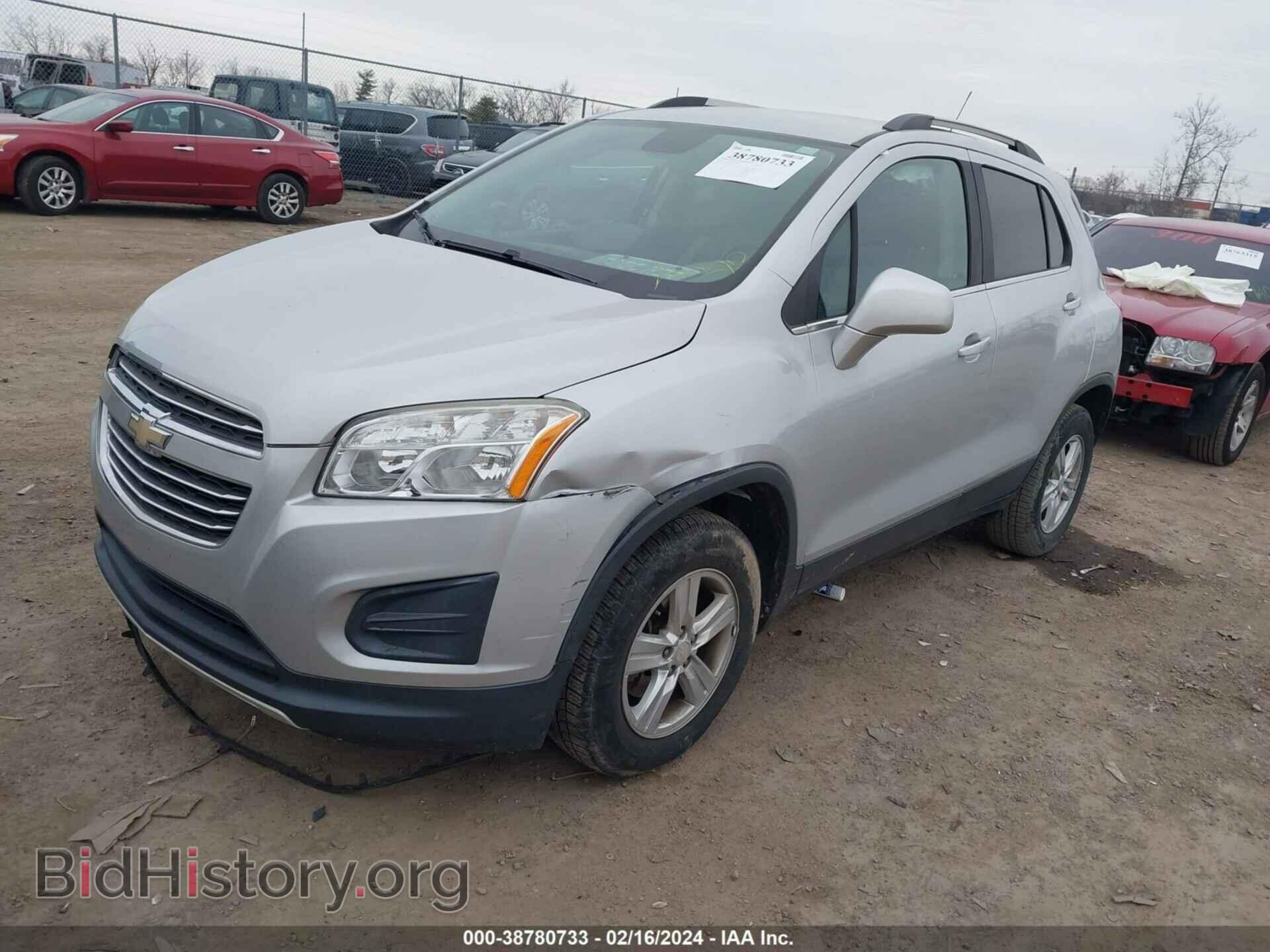 2016 CHEVROLET TRAX - VIN: 3GNCJPSB3GL163473 - Фото 2