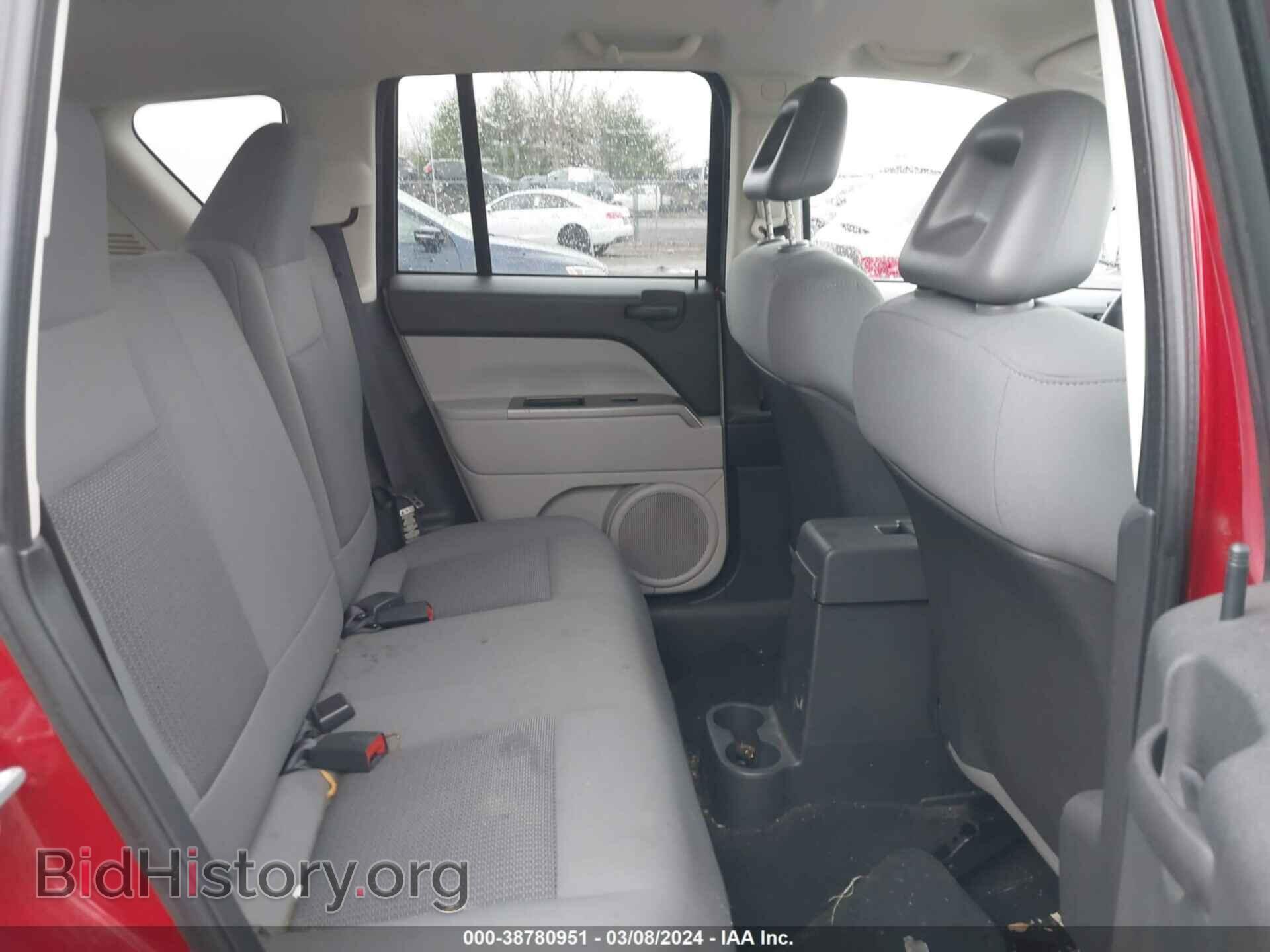 2007 JEEP COMPASS - VIN: 1J8FT47W77D123843 - Фото 8