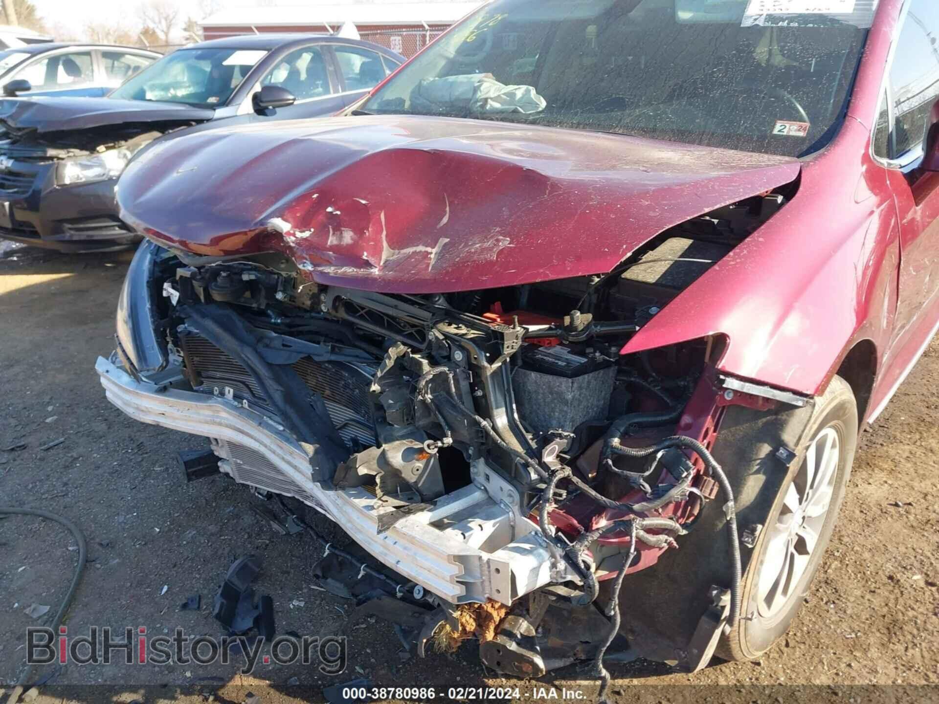 2020 CHRYSLER PACIFICA - VIN: 2C4RC1EG0LR235261 - Фото 6