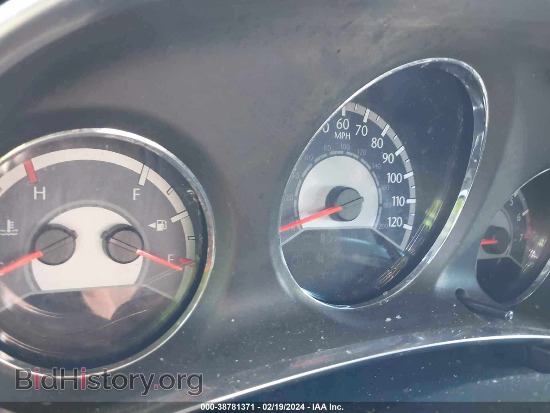 2012 CHRYSLER 200 - VIN: 1C3CCBAB6CN104018 - Фото 7