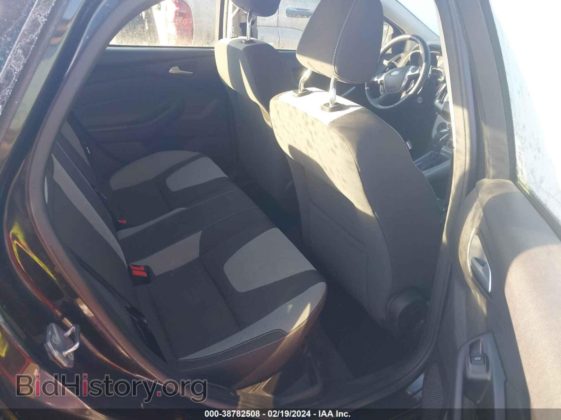 2012 FORD FOCUS - VIN: 1FAHP3F21CL385697 - Фото 8