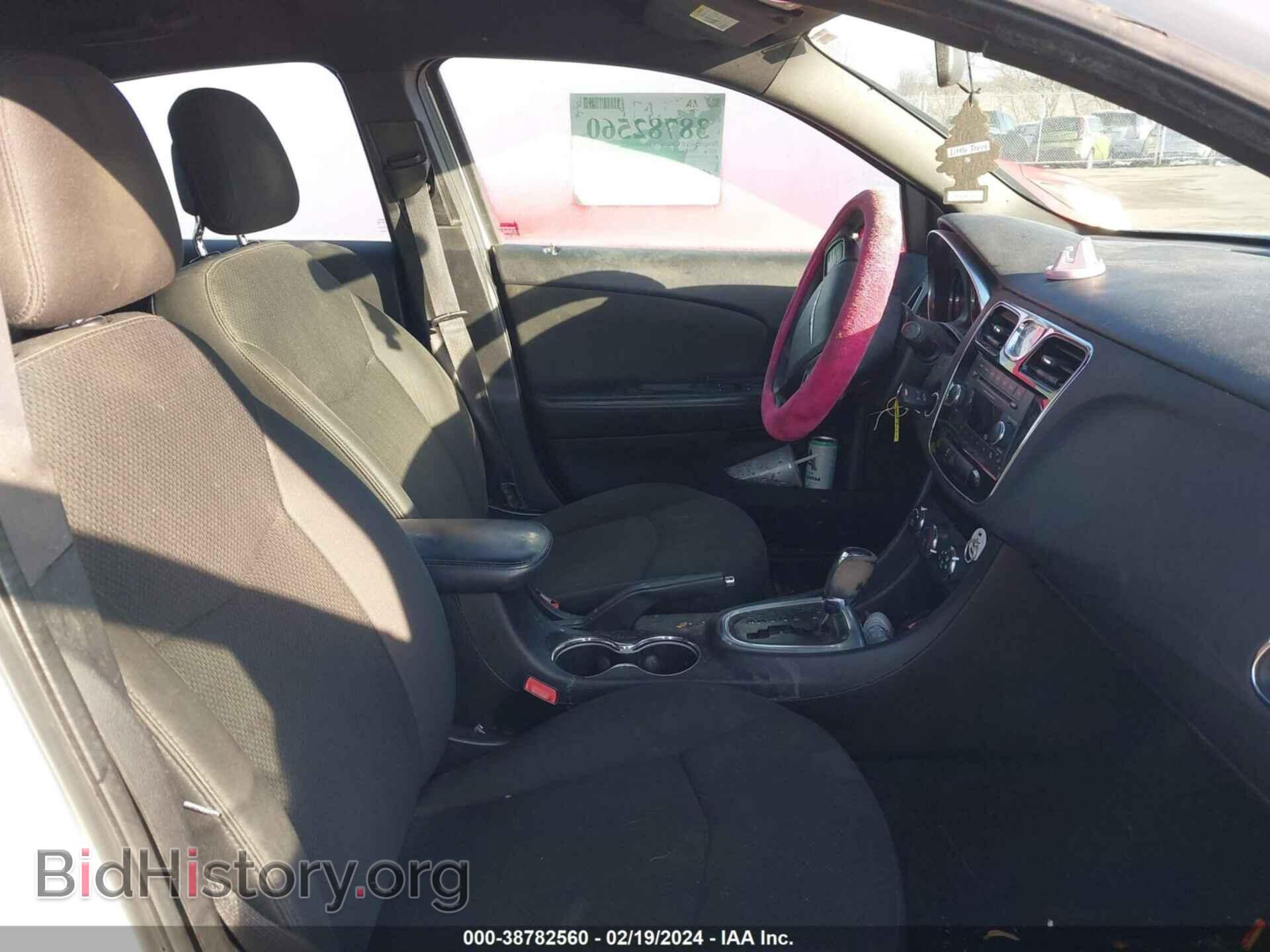 2012 CHRYSLER 200 - VIN: 1C3CCBAB1CN103830 - Фото 5