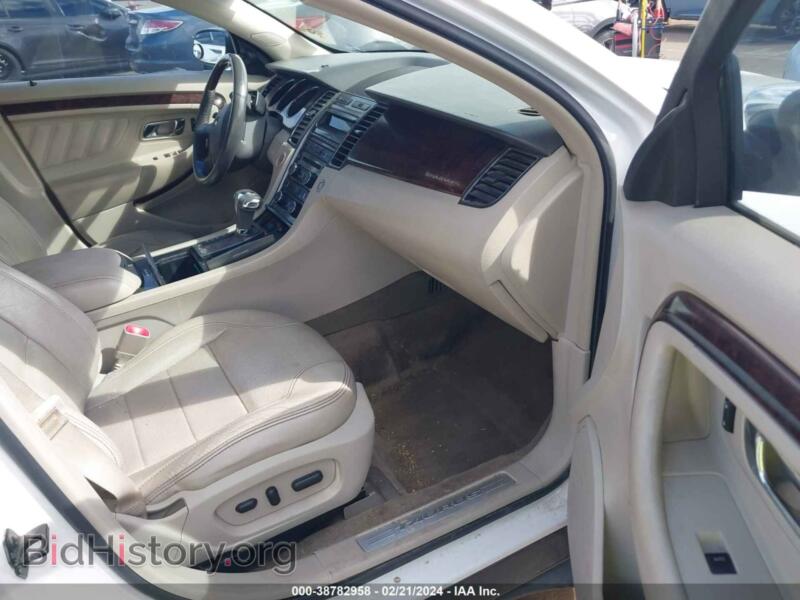 2011 Ford TAURUS (VIN 1FAHP2FW2BG190504) — фото 5 из 15