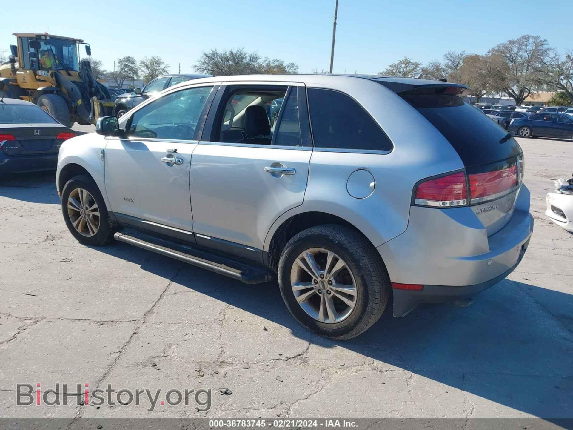 2010 LINCOLN MKX - VIN: 2LMDJ8JC3ABJ29050 - Фото 3