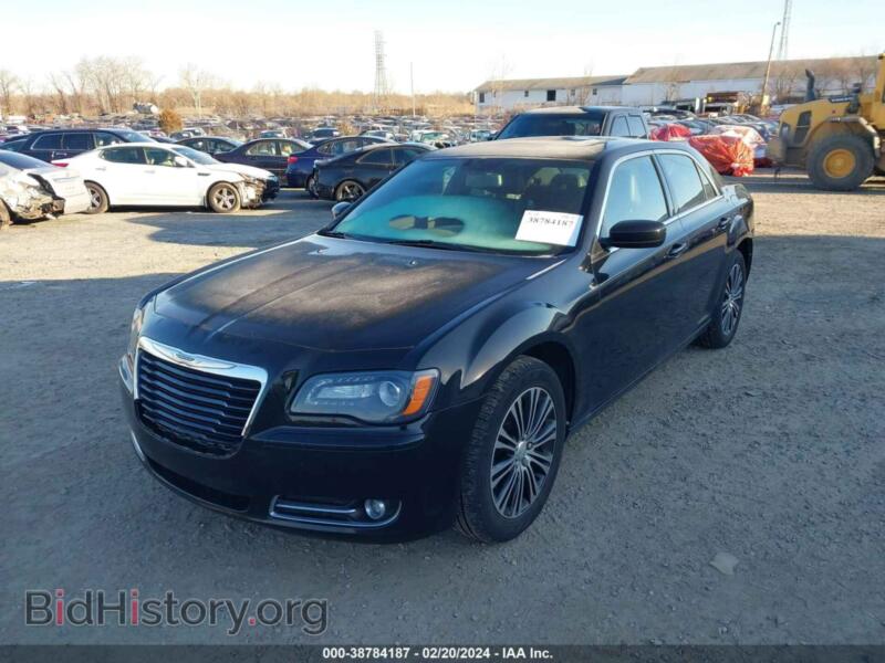 2014 Chrysler 300 (VIN 2C3CCAGG5EH207018) — фото 2 из 16
