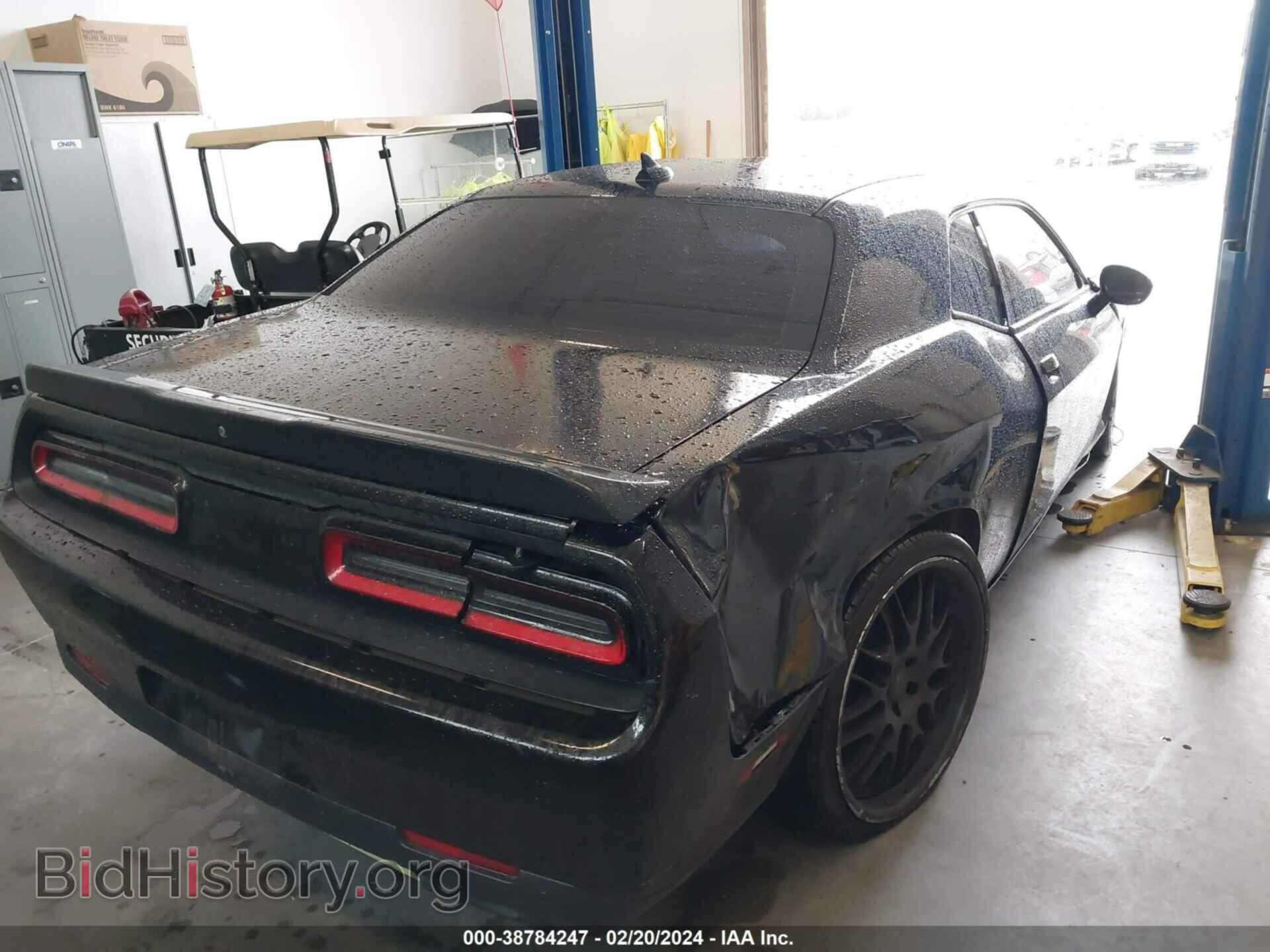 2018 DODGE CHALLENGER - VIN: 2C3CDZFJ7JH128162 - Photo 4