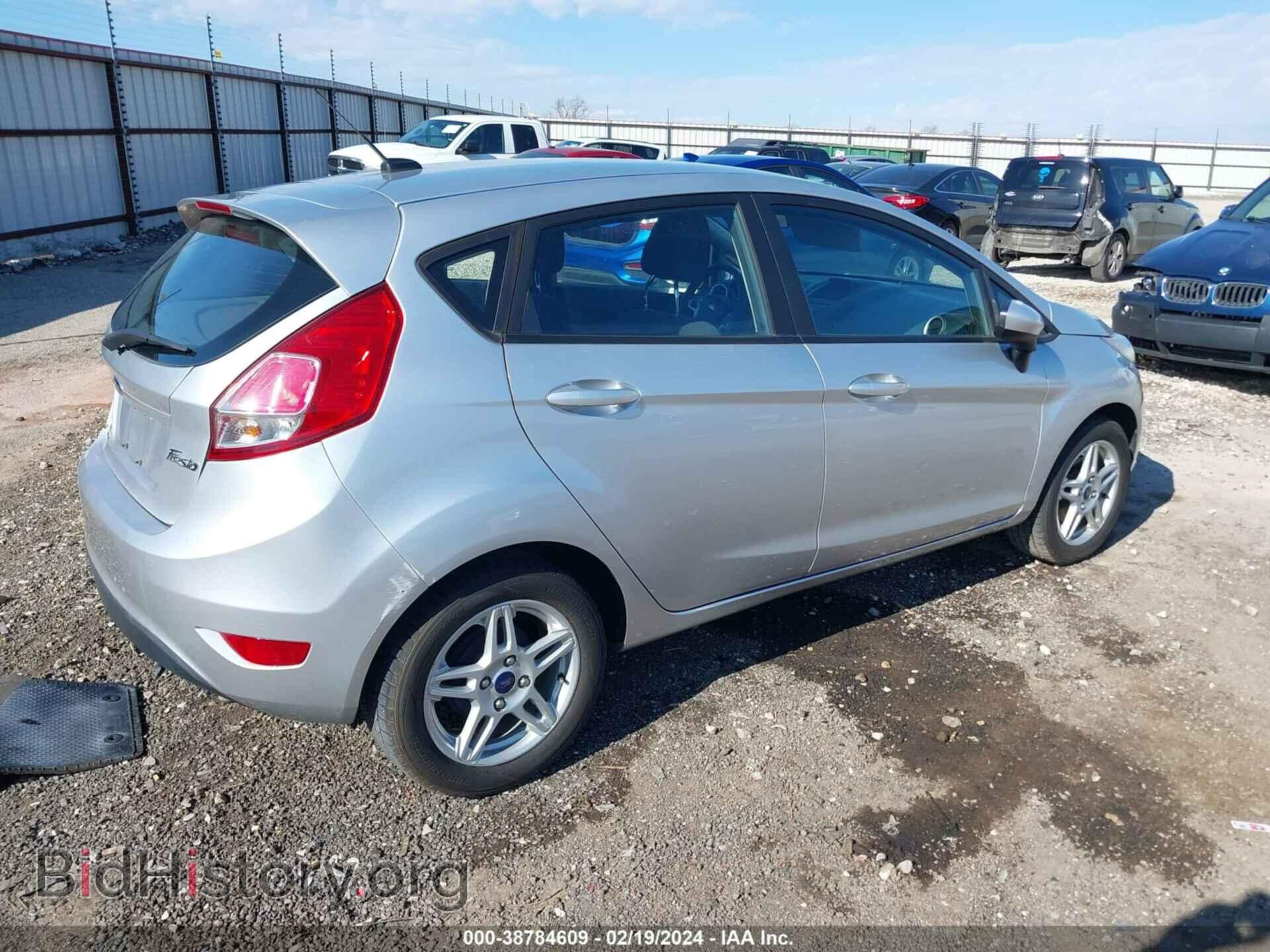 2018 FORD FIESTA - VIN: 3FADP4EJ6JM118418 - Фото 4