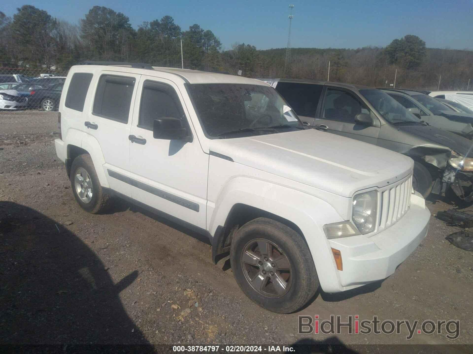 Фотография 1J4PP2GK2AW181866 - JEEP LIBERTY 2010