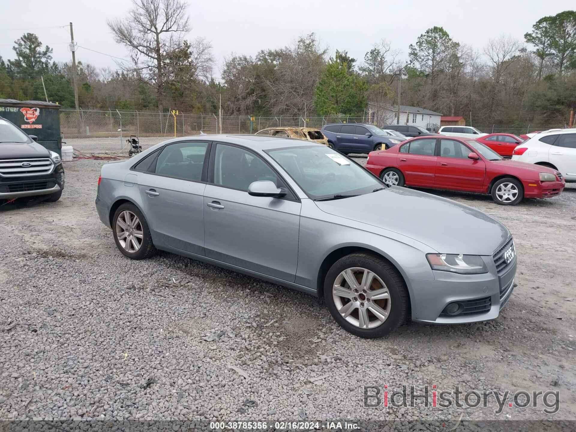 Фотография WAUAFAFL4BN032169 - AUDI A4 2011