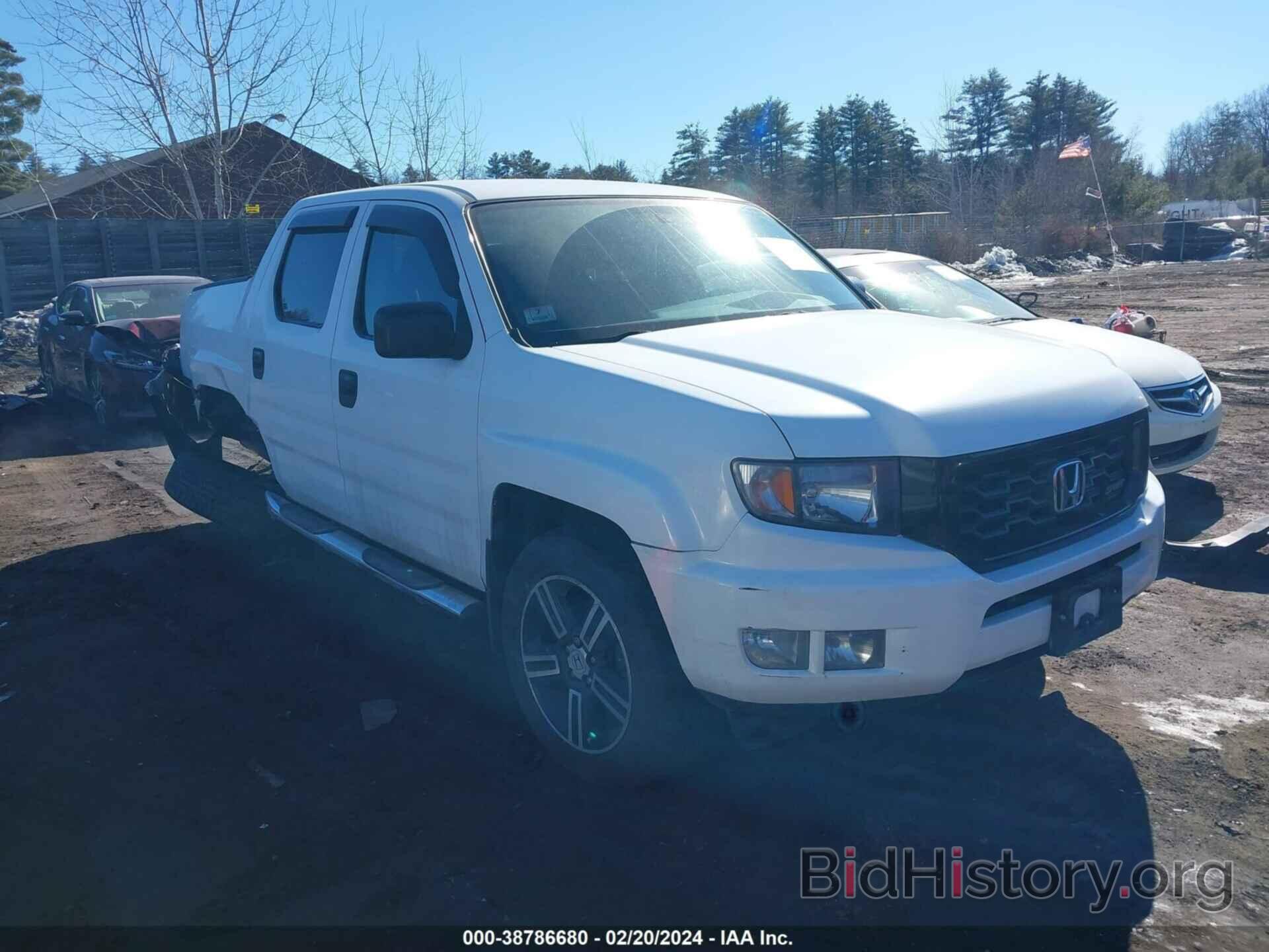 Photo 5FPYK1F76EB004867 - HONDA RIDGELINE 2014