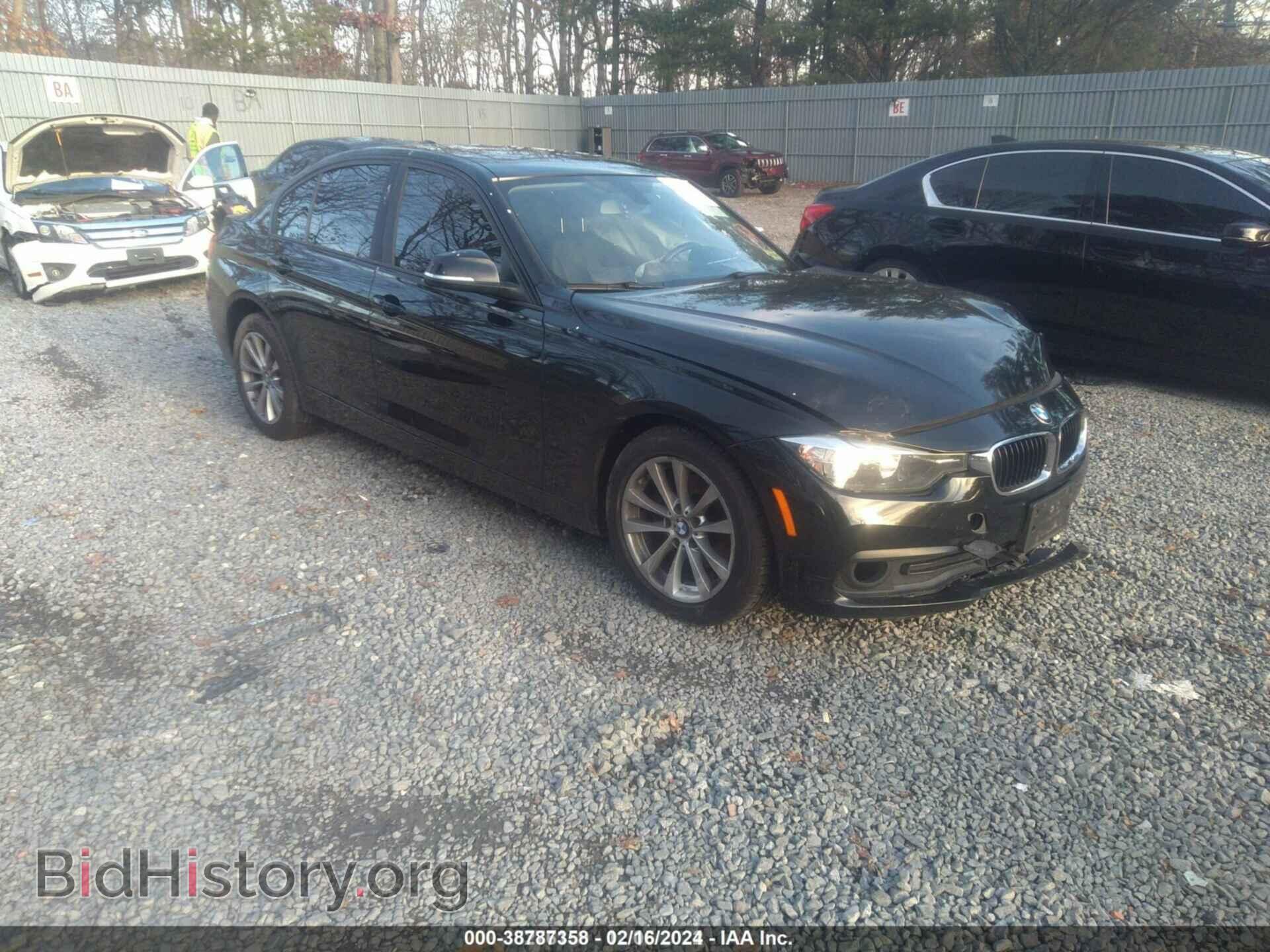 Photo WBA8E5G53GNU20977 - BMW 320I 2016