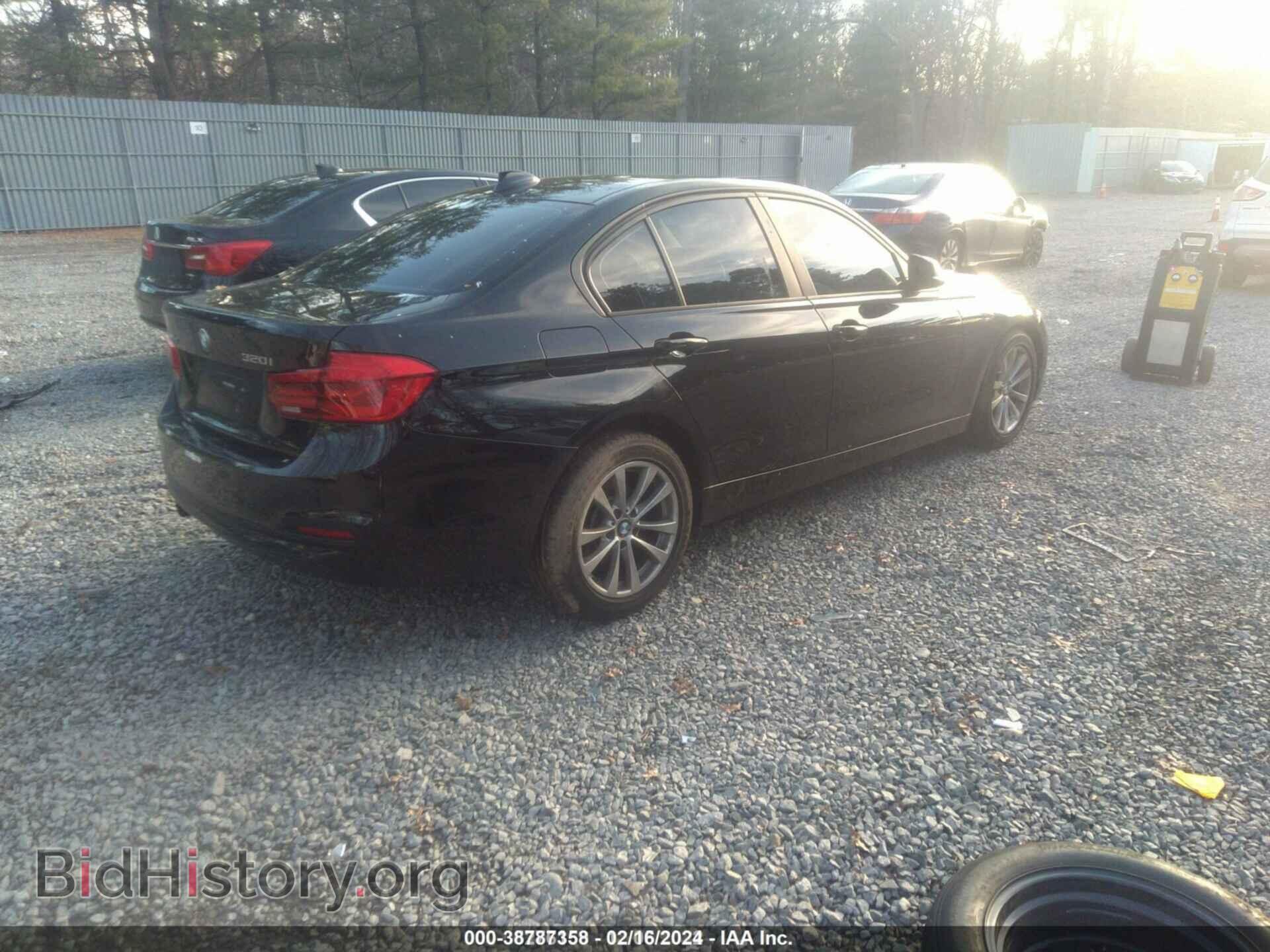 2016 BMW 320I - VIN: WBA8E5G53GNU20977 - Photo 4