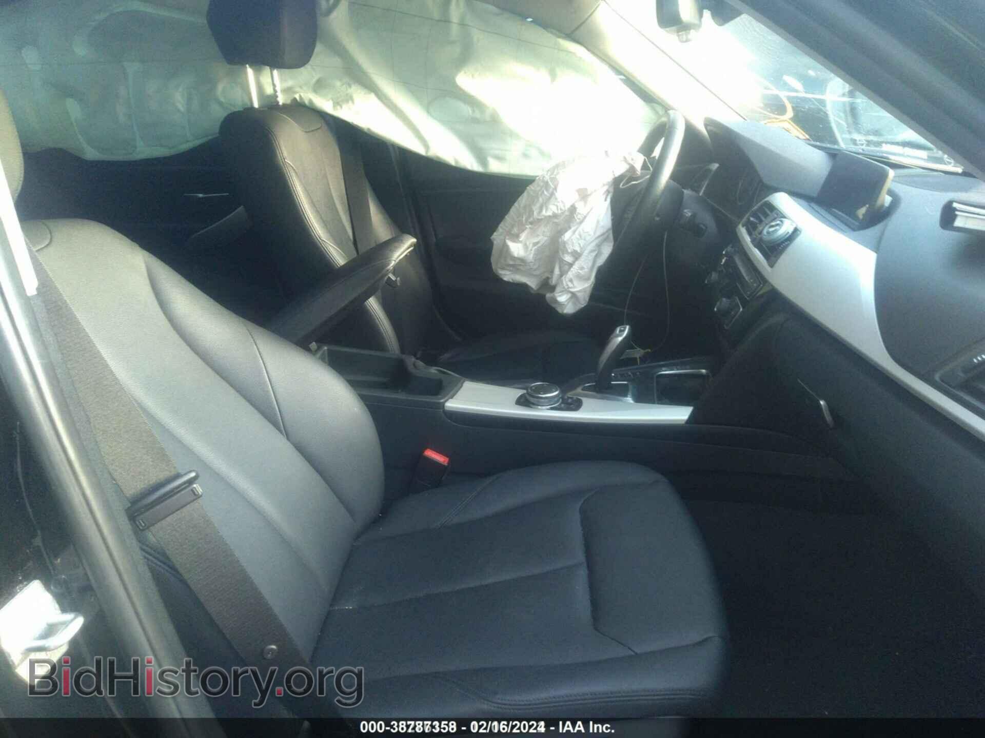 2016 BMW 320I - VIN: WBA8E5G53GNU20977 - Photo 5