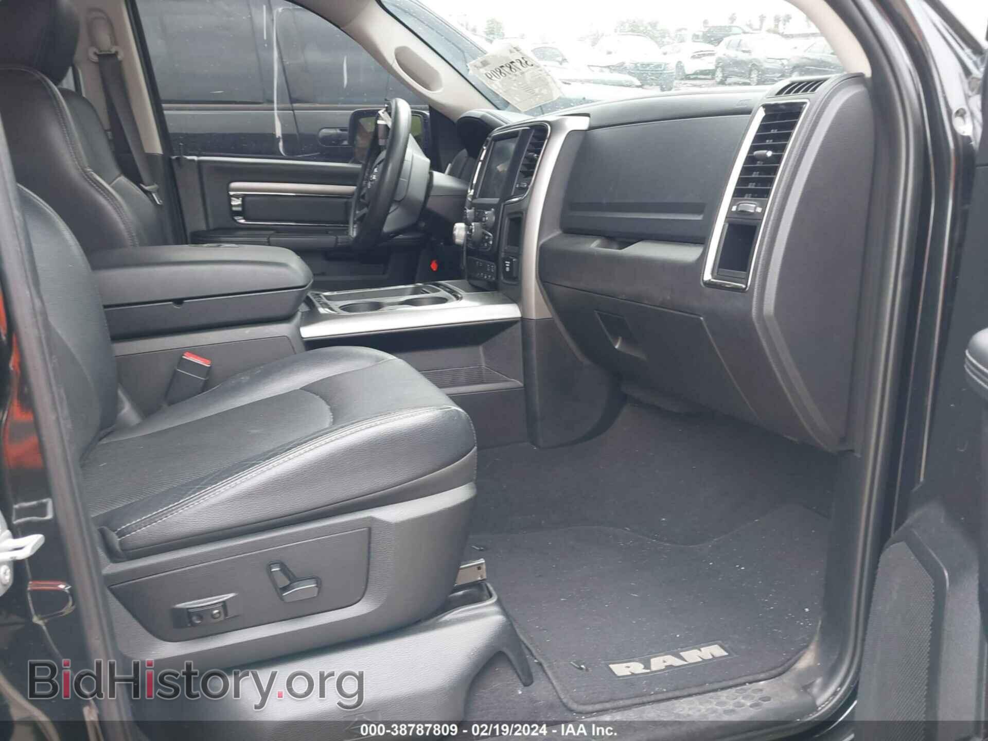 2017 RAM 1500 - VIN: 1C6RR7HT2HS811990 - Фото 5