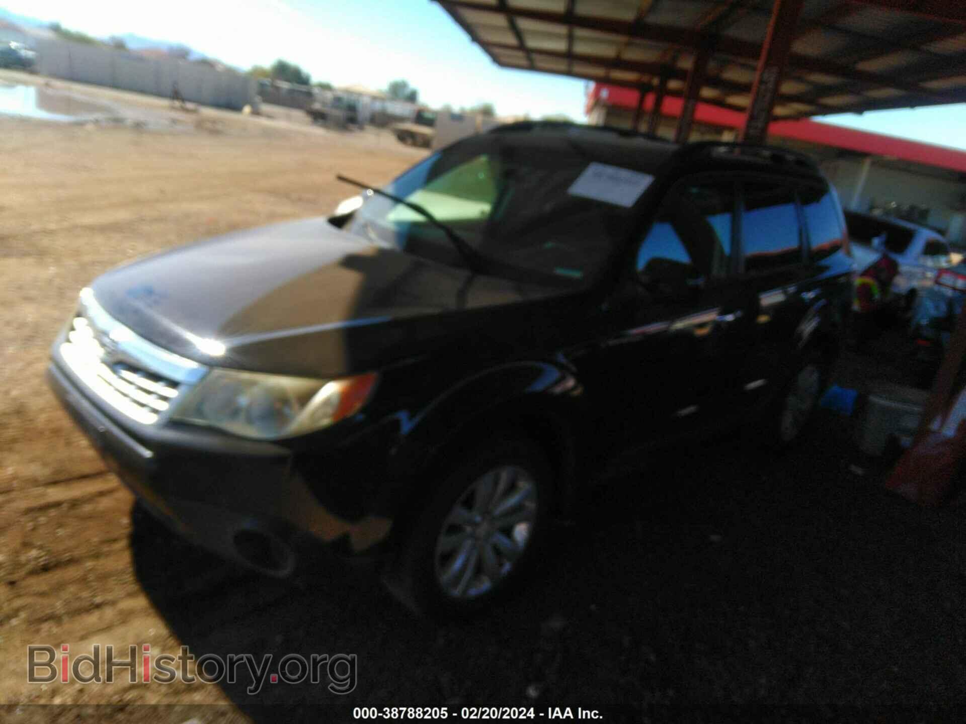 2011 SUBARU FORESTER - VIN: JF2SHBCC2BH777952 - Фото 2