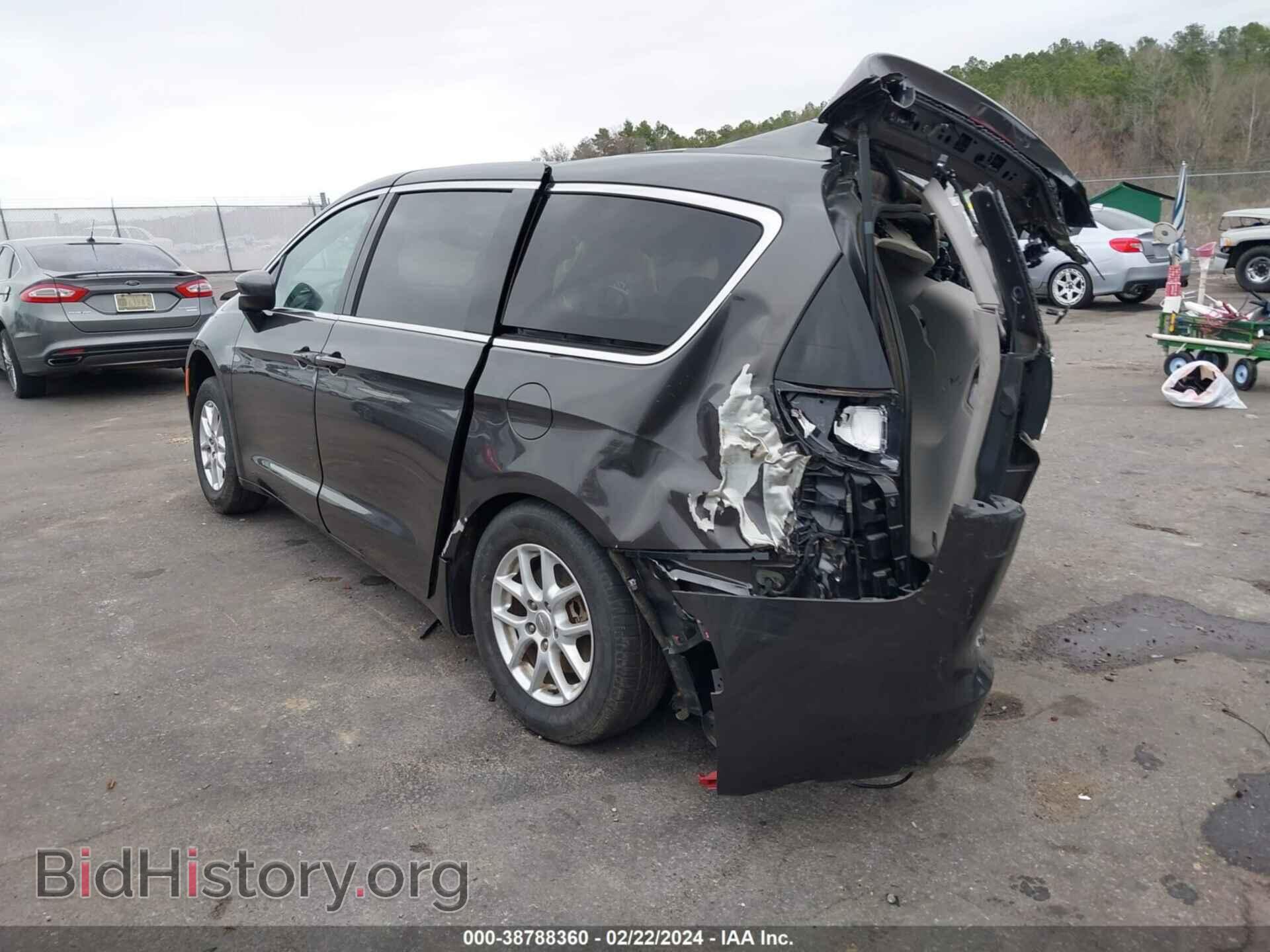 2017 CHRYSLER PACIFICA - VIN: 2C4RC1DGXHR642948 - Фото 3