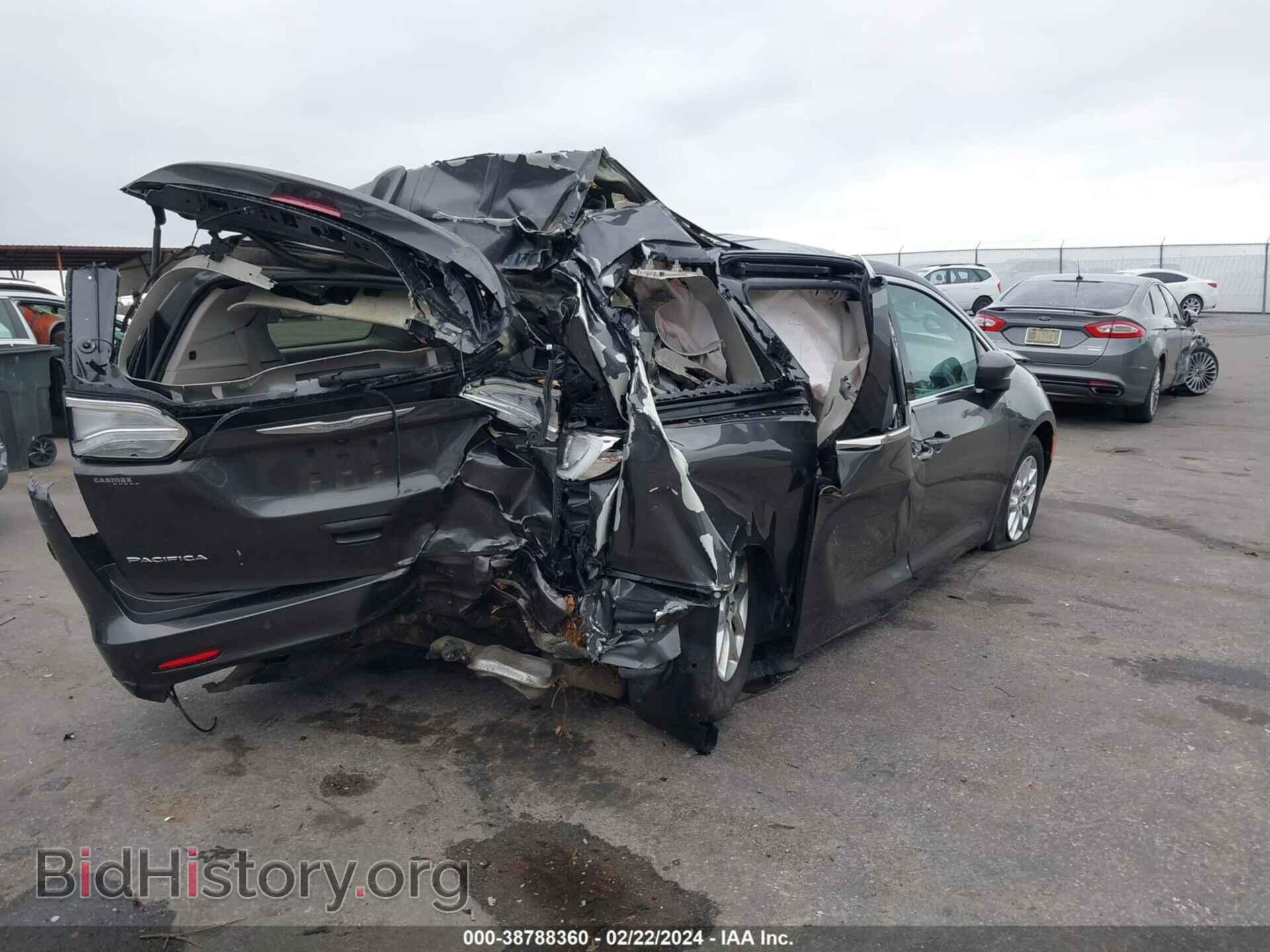 2017 CHRYSLER PACIFICA - VIN: 2C4RC1DGXHR642948 - Фото 4