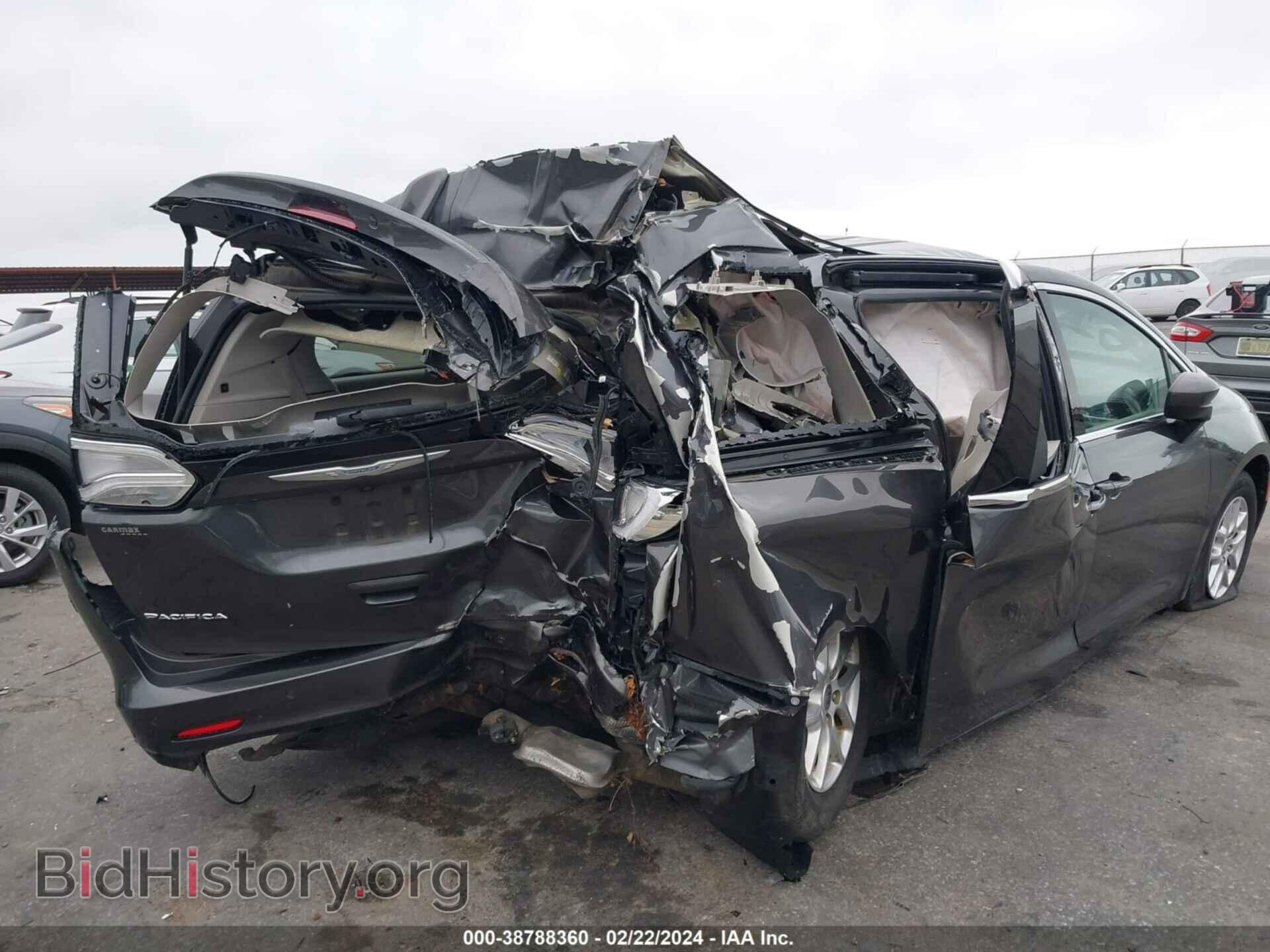 2017 CHRYSLER PACIFICA - VIN: 2C4RC1DGXHR642948 - Фото 6
