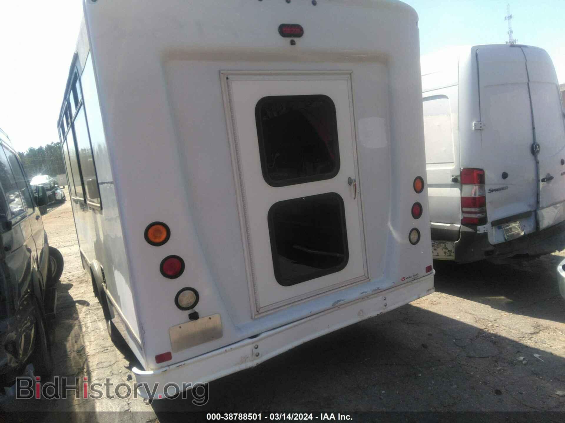 2017 FORD E-350 CUTAWAY - VIN: 1FDEE3FS9HDC55733 - Фото 3
