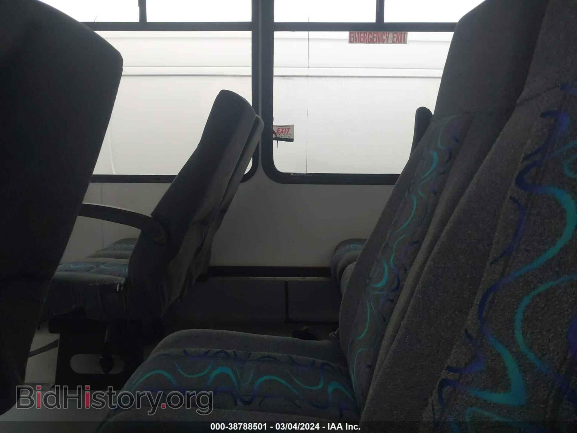 2017 FORD E-350 CUTAWAY - VIN: 1FDEE3FS9HDC55733 - Фото 6