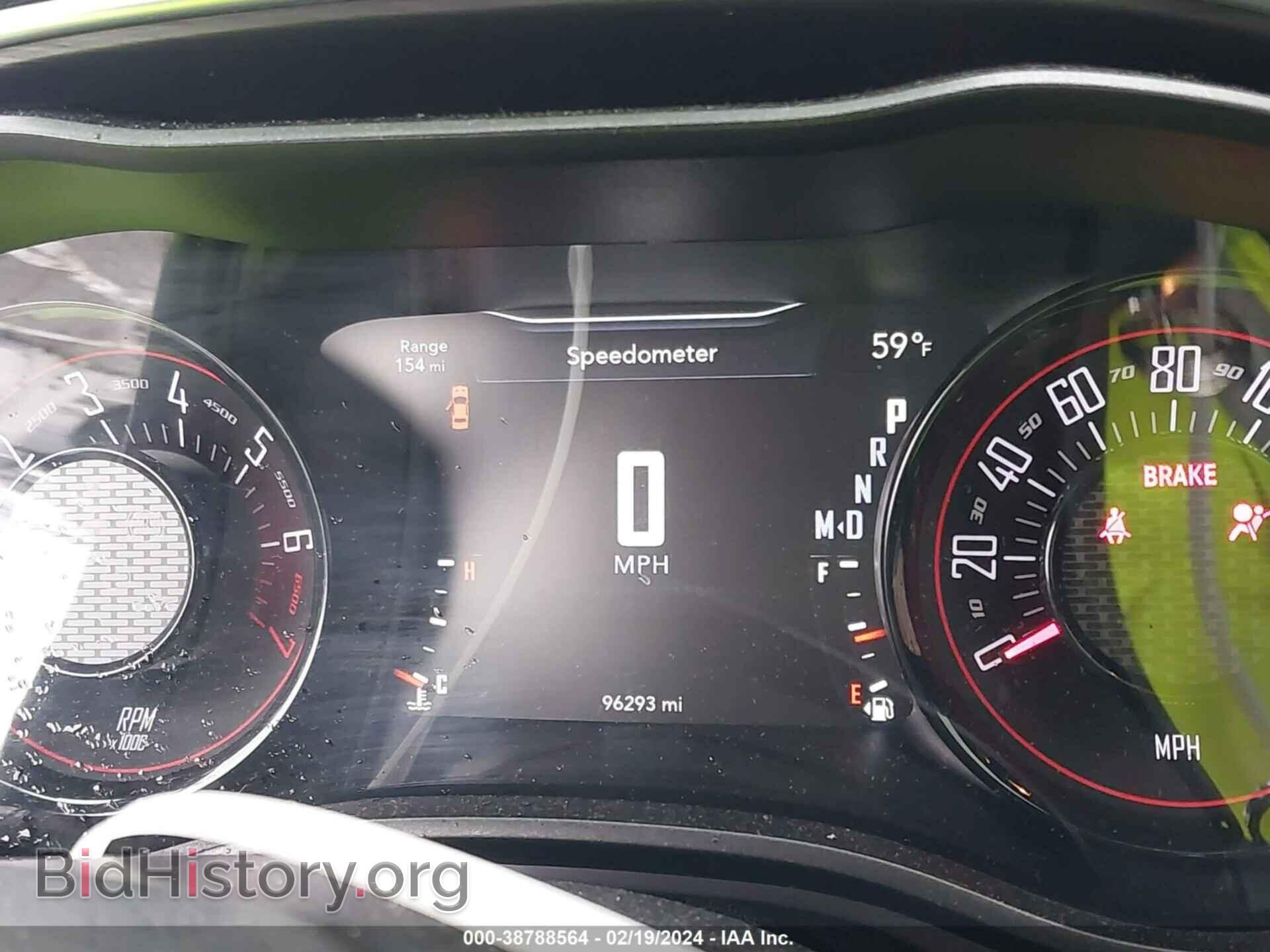 2018 DODGE CHALLENGER - VIN: 2C3CDZAG4JH166007 - Фото 15