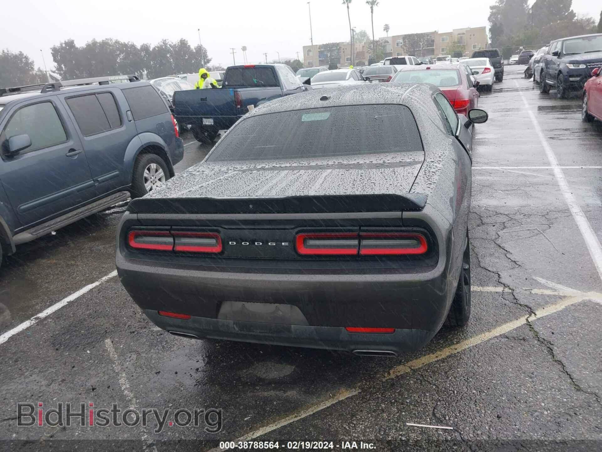 2018 DODGE CHALLENGER - VIN: 2C3CDZAG4JH166007 - Фото 16