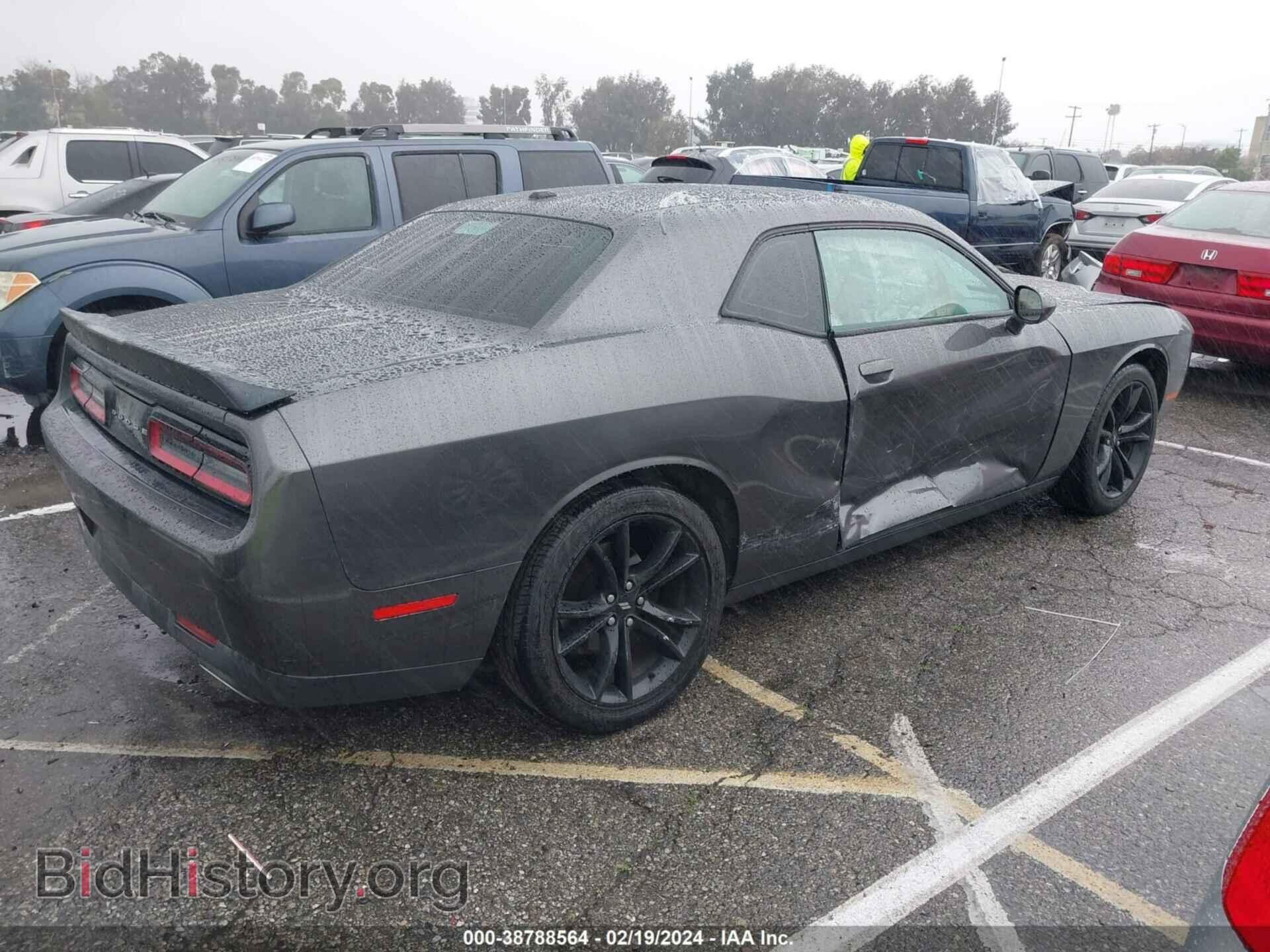 2018 DODGE CHALLENGER - VIN: 2C3CDZAG4JH166007 - Фото 4