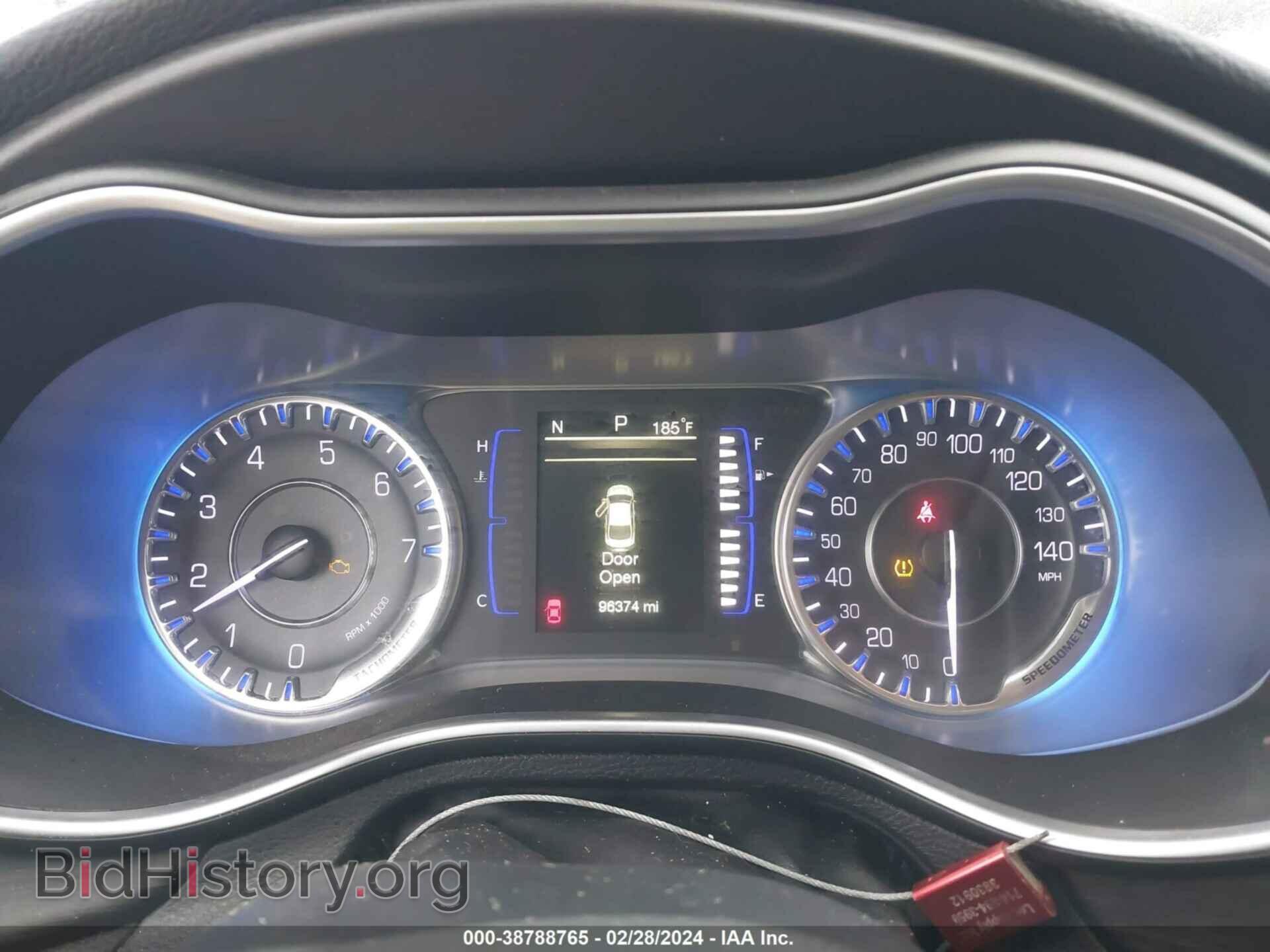 2016 CHRYSLER 200 - VIN: 1C3CCCAB5GN182169 - Фото 7