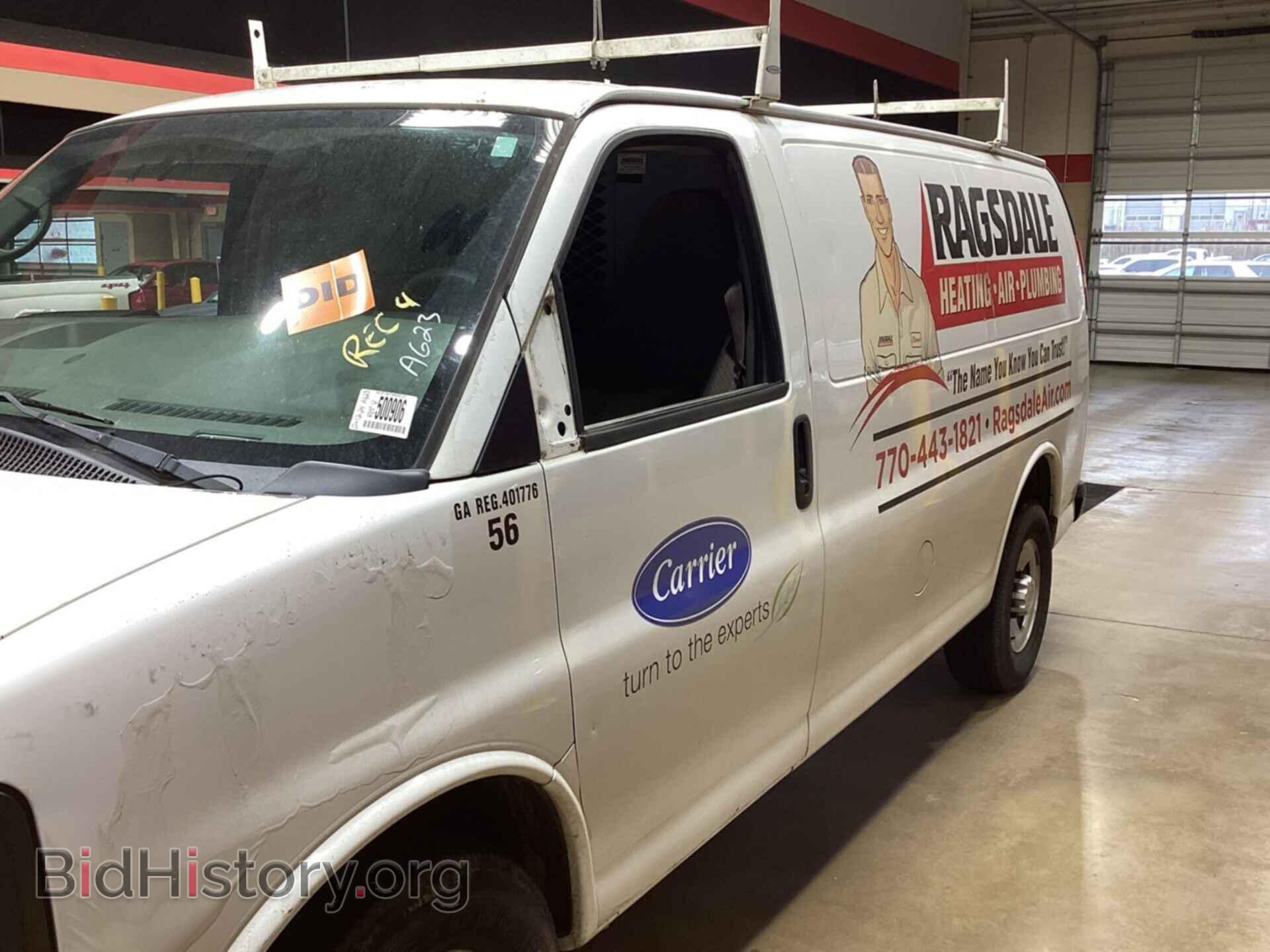 2011 CHEVROLET EXPRESS 2500 - VIN: 1GCWGFCA2B1152047 - Фото 4