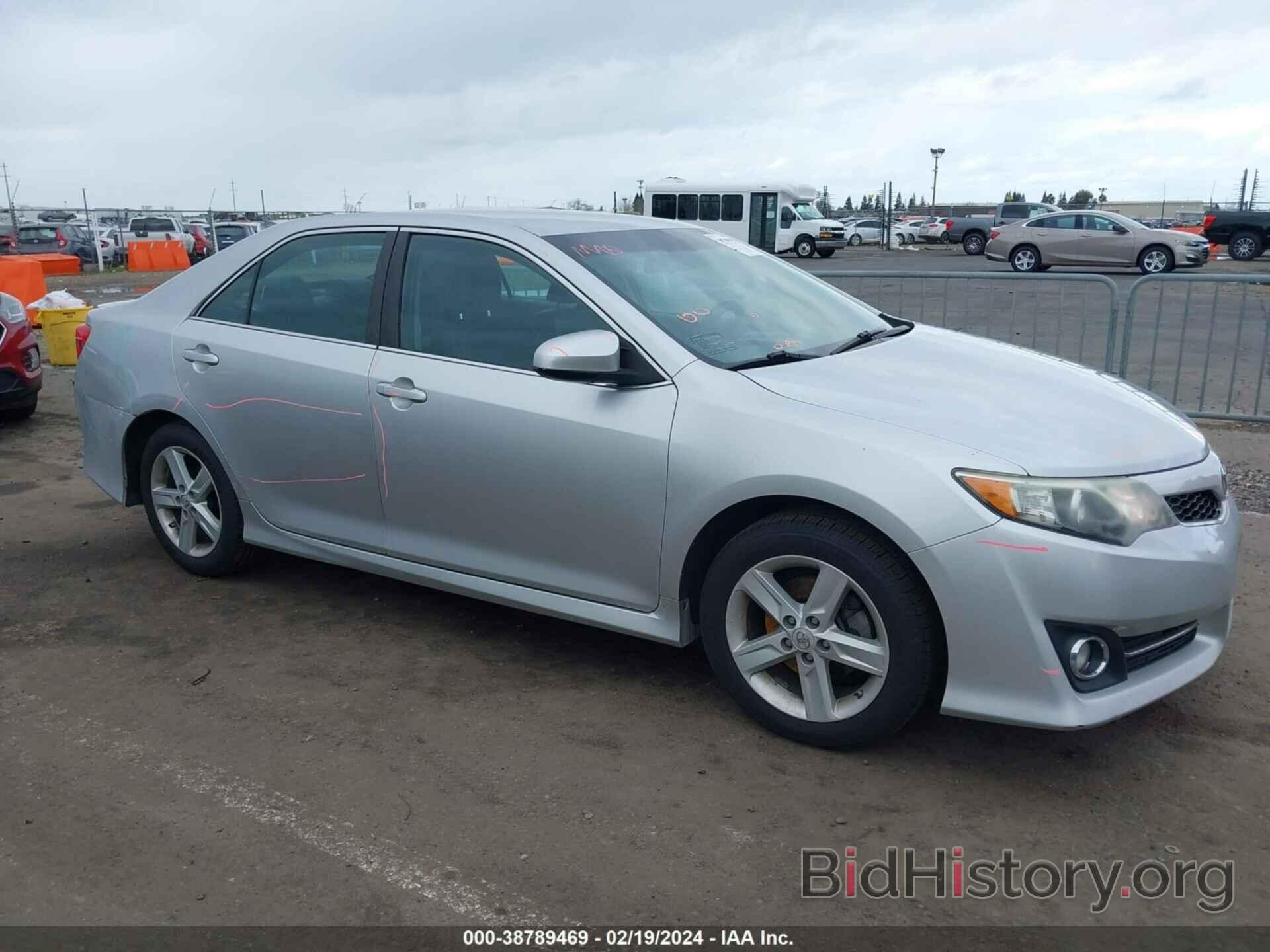 Photo 4T1BF1FK1DU256728 - TOYOTA CAMRY 2013