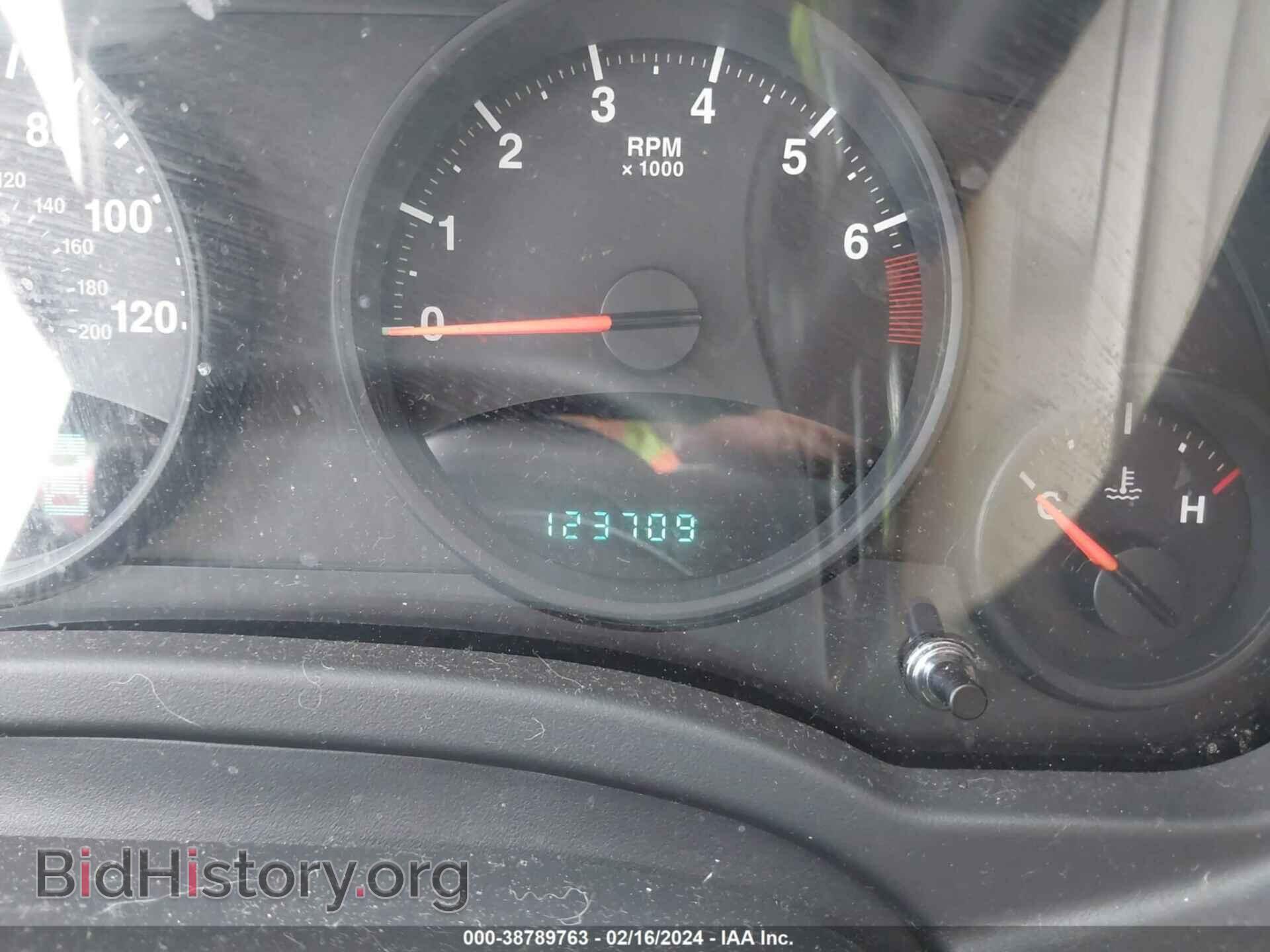 2011 JEEP COMPASS - VIN: 1J4NT1FA5BD173831 - Photo 7