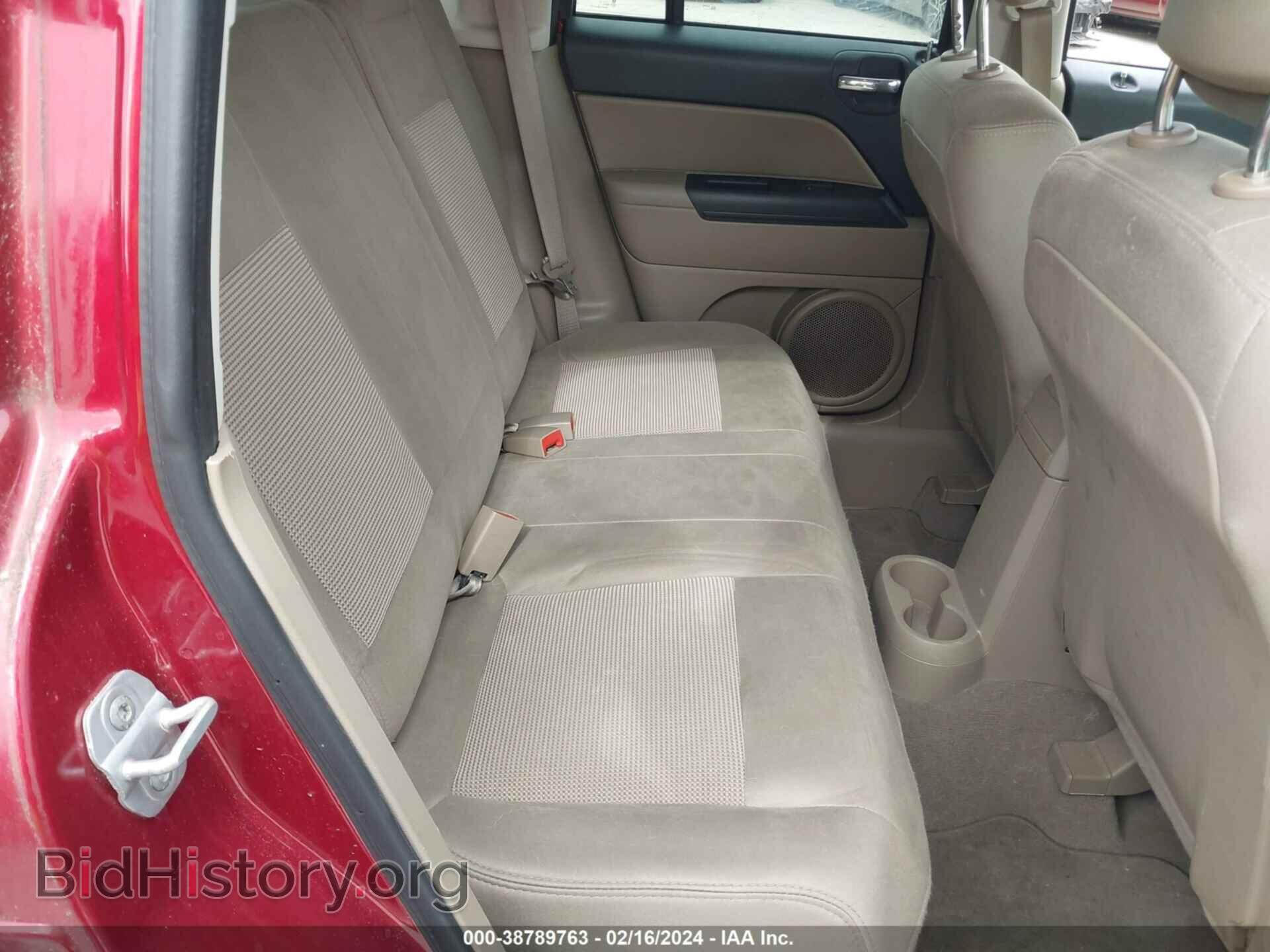 2011 JEEP COMPASS - VIN: 1J4NT1FA5BD173831 - Photo 8