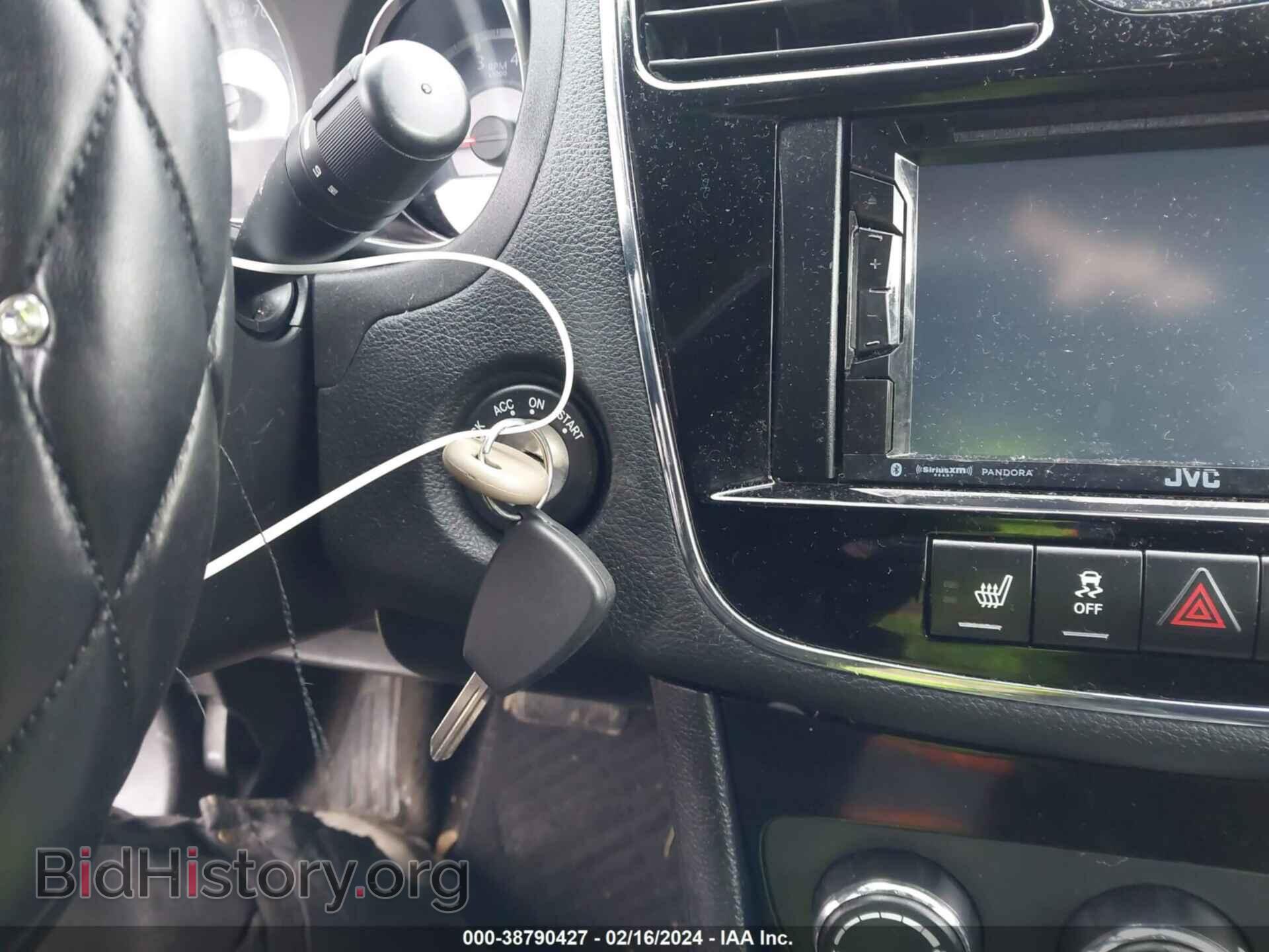 2012 CHRYSLER 200 - VIN: 1C3CCBCB1CN250291 - Фото 11