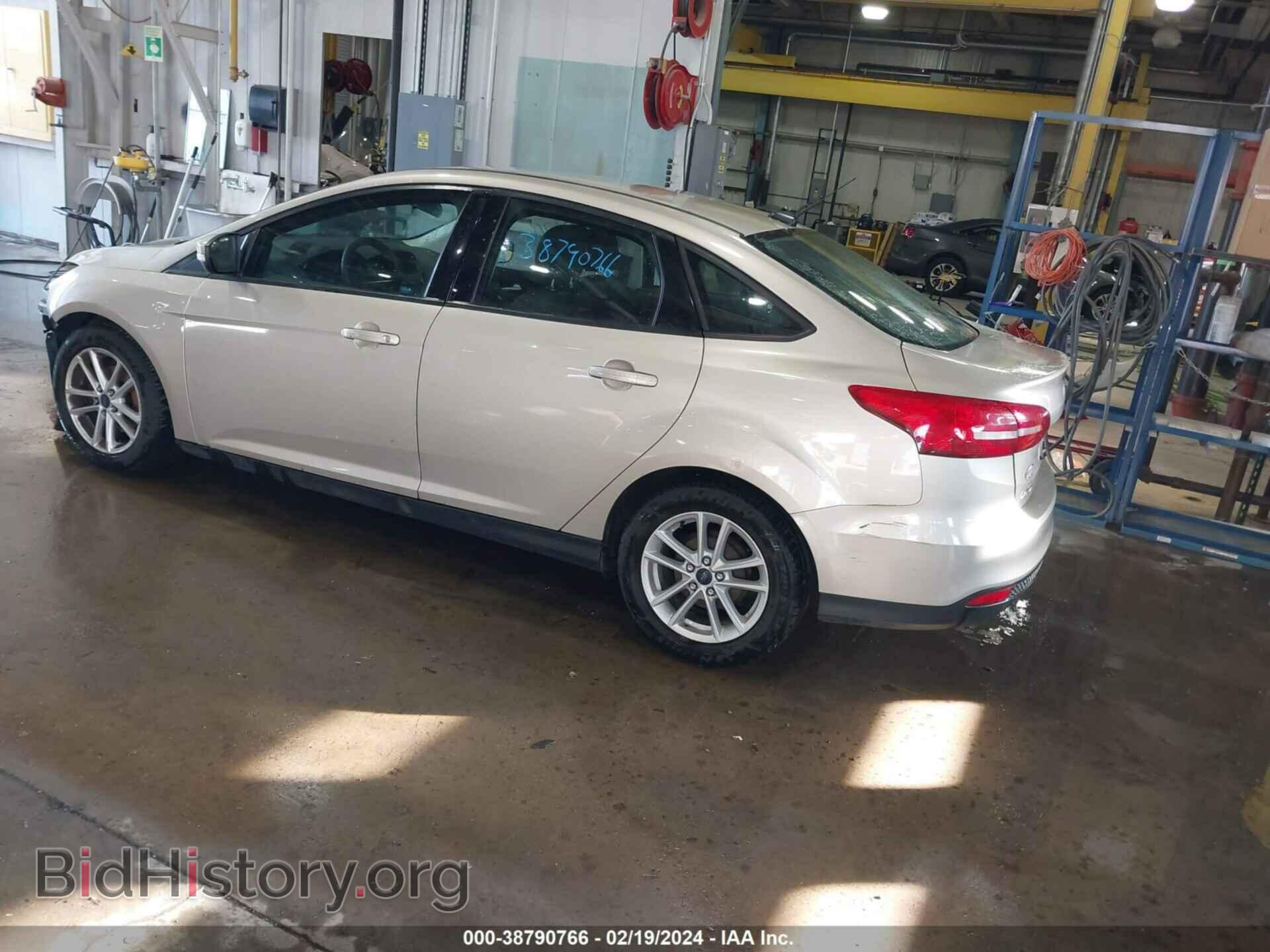 2017 FORD FOCUS - VIN: 1FADP3F23HL291942 - Фото 3