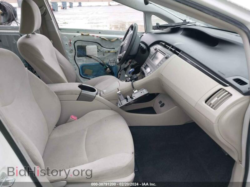 2012 Toyota PRIUS (VIN JTDKN3DU9C0336730) — фото 5 из 17