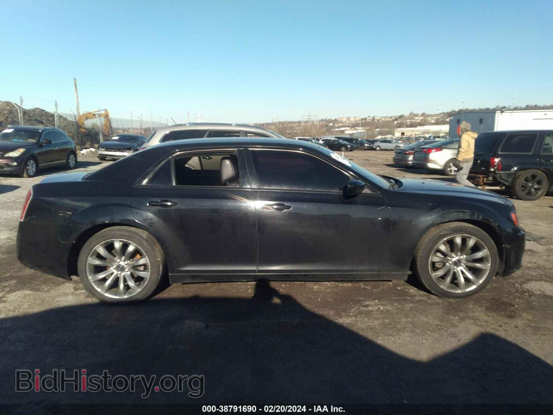 2014 CHRYSLER 300 - VIN: 2C3CCABG9EH340470 - Photo 6