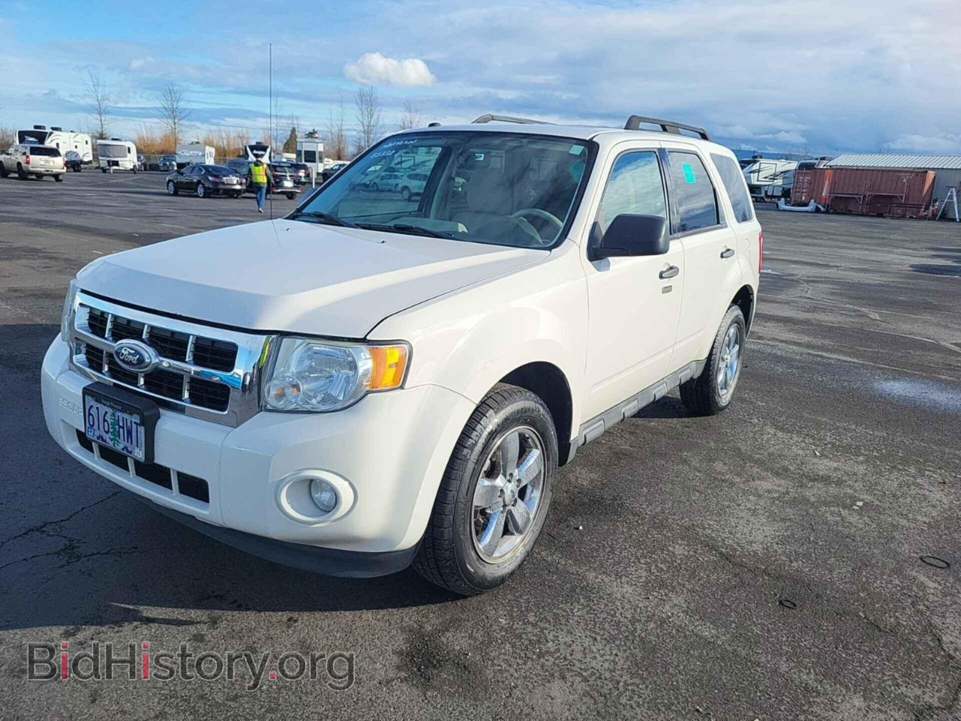 2011 FORD ESCAPE - VIN: 1FMCU9DG7BKB24850 - Фото 8